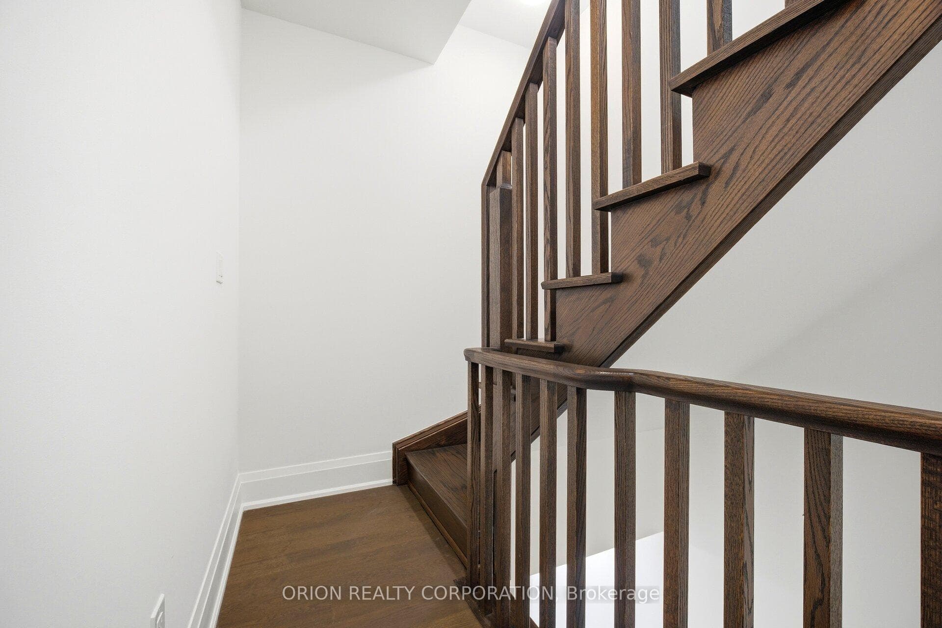 95 Brookfield Road Unit 6 photo 27