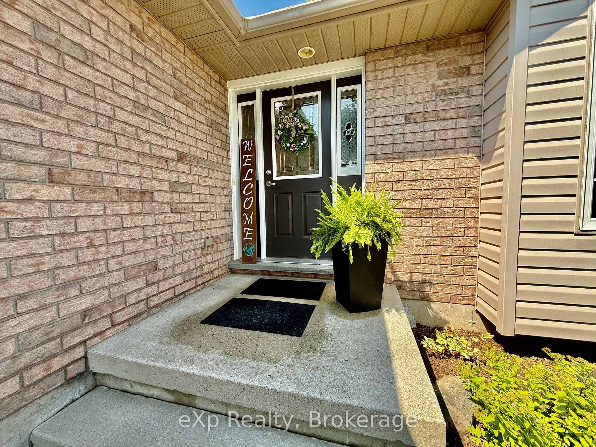 688 22nd Avenue photo 2