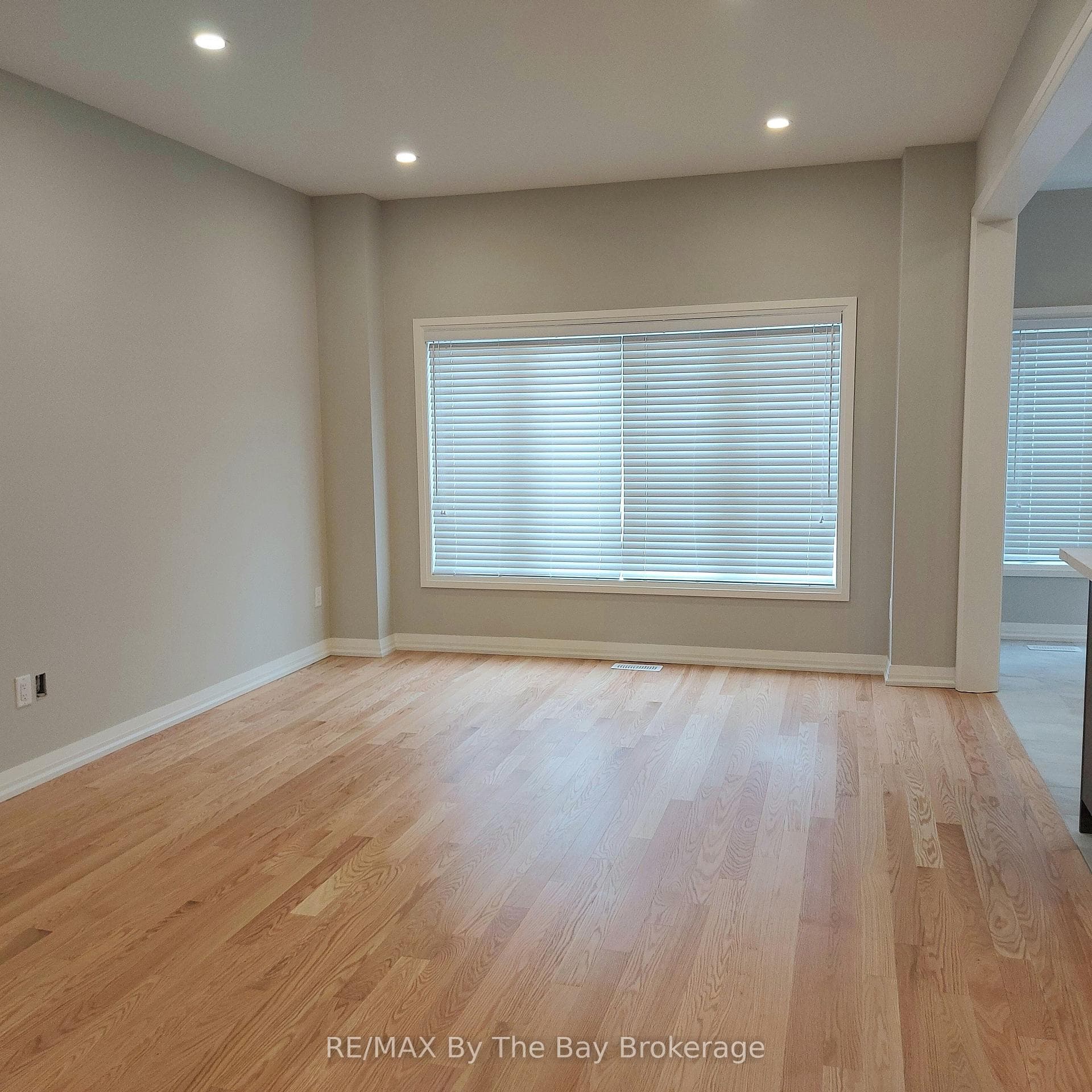 19 Federica Crescent photo 13