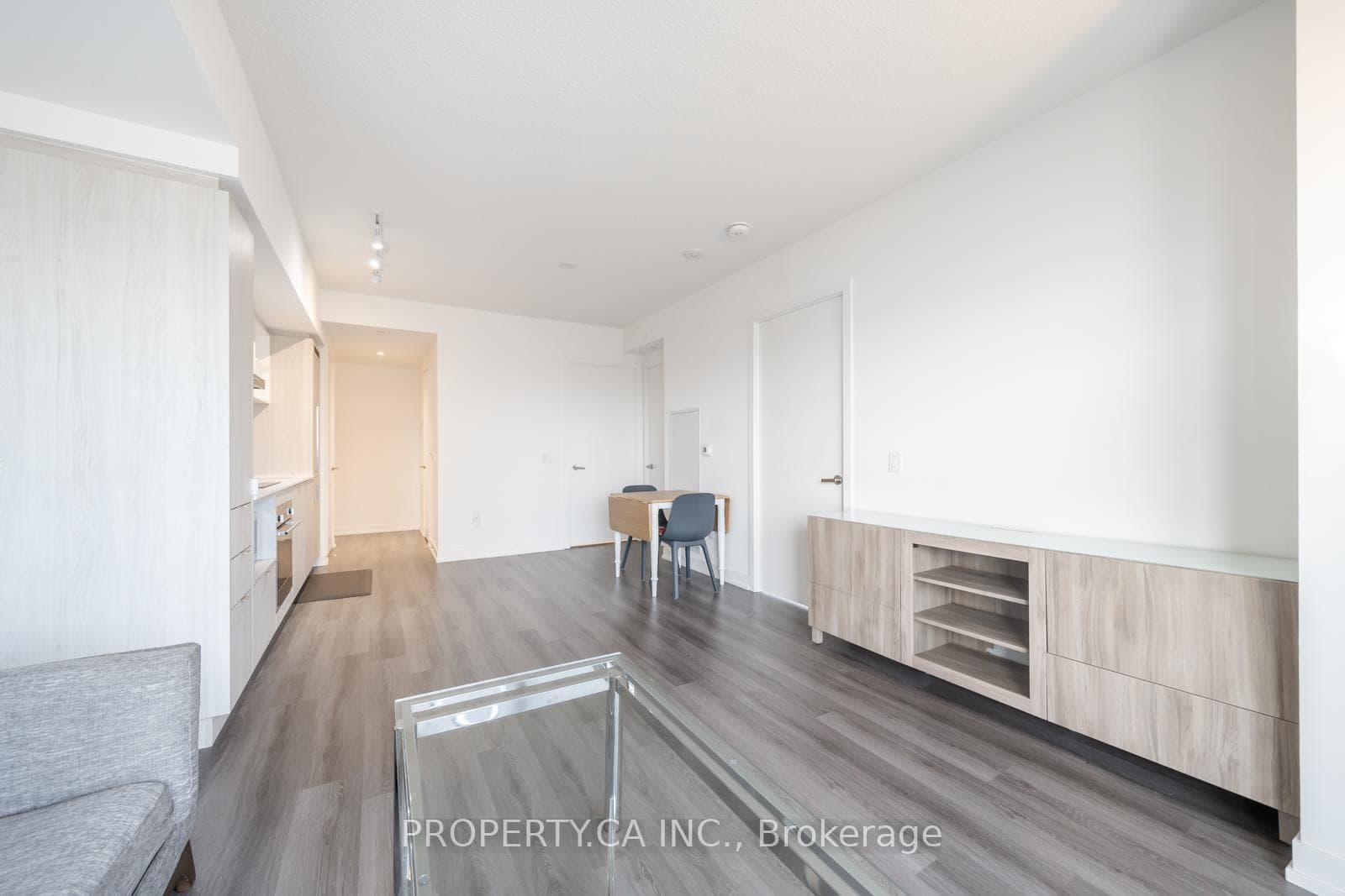 138 Downes Street Unit 4203 photo 8