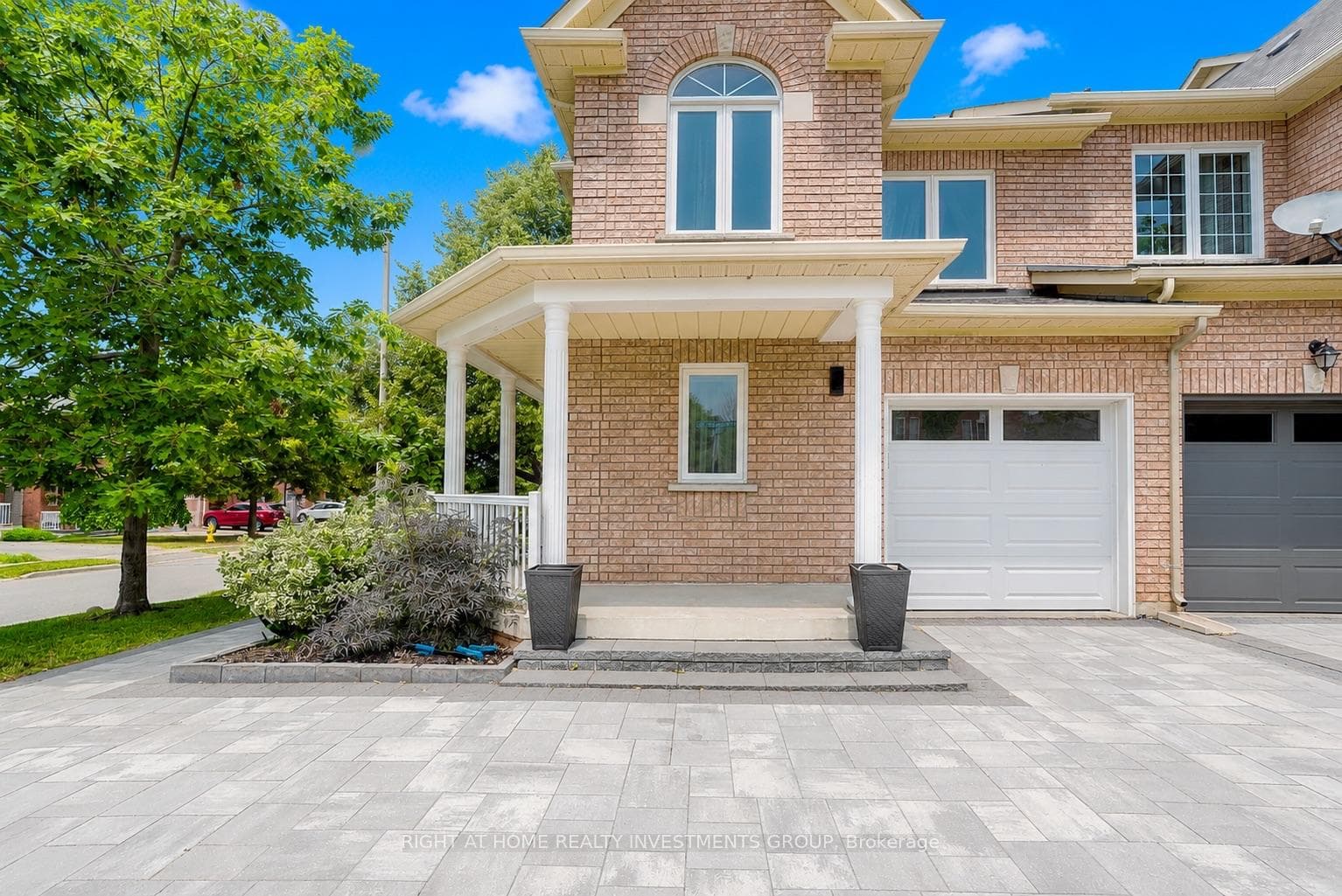 187 Vanguard Road photo 3