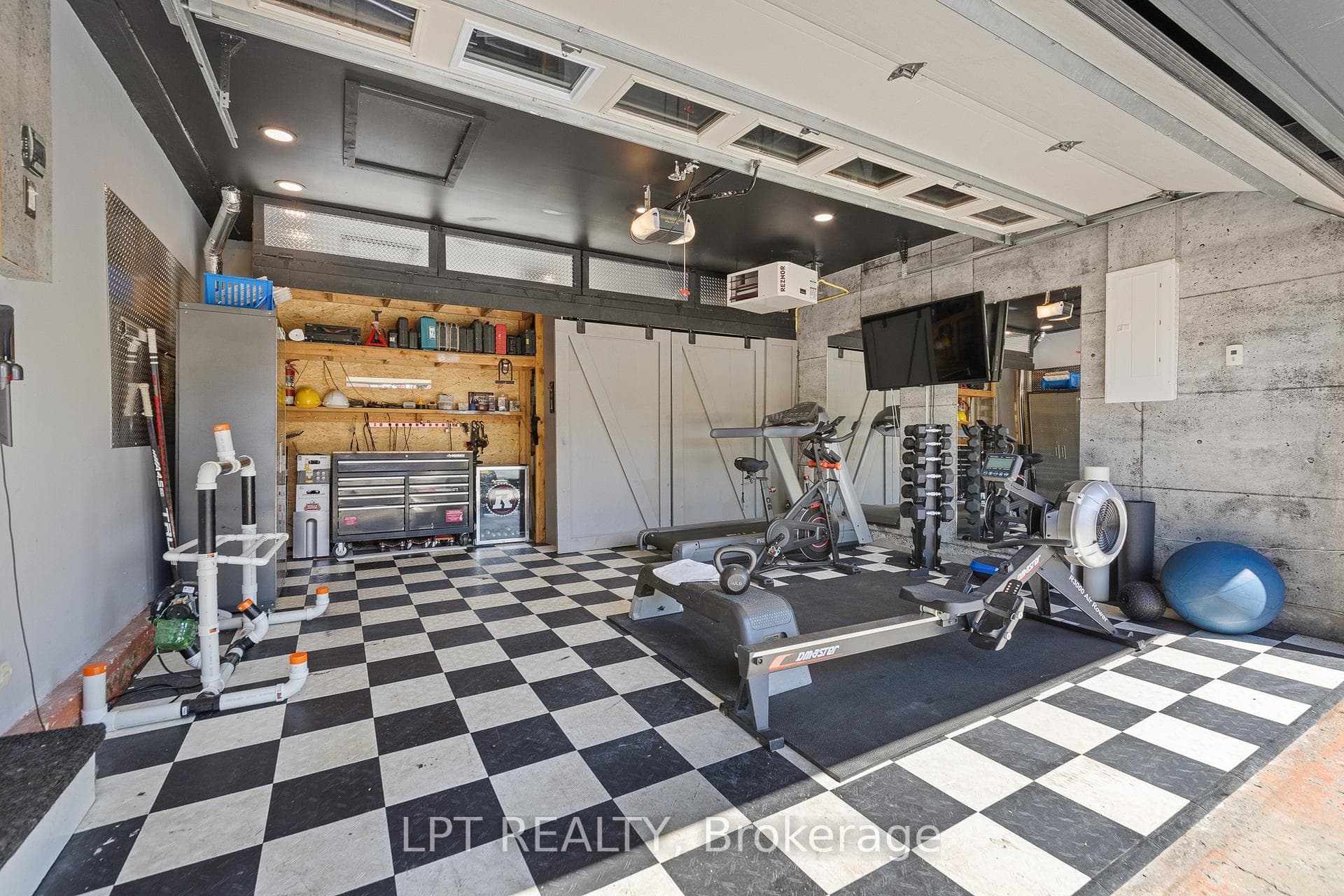 11 Elderwood Trail photo 36