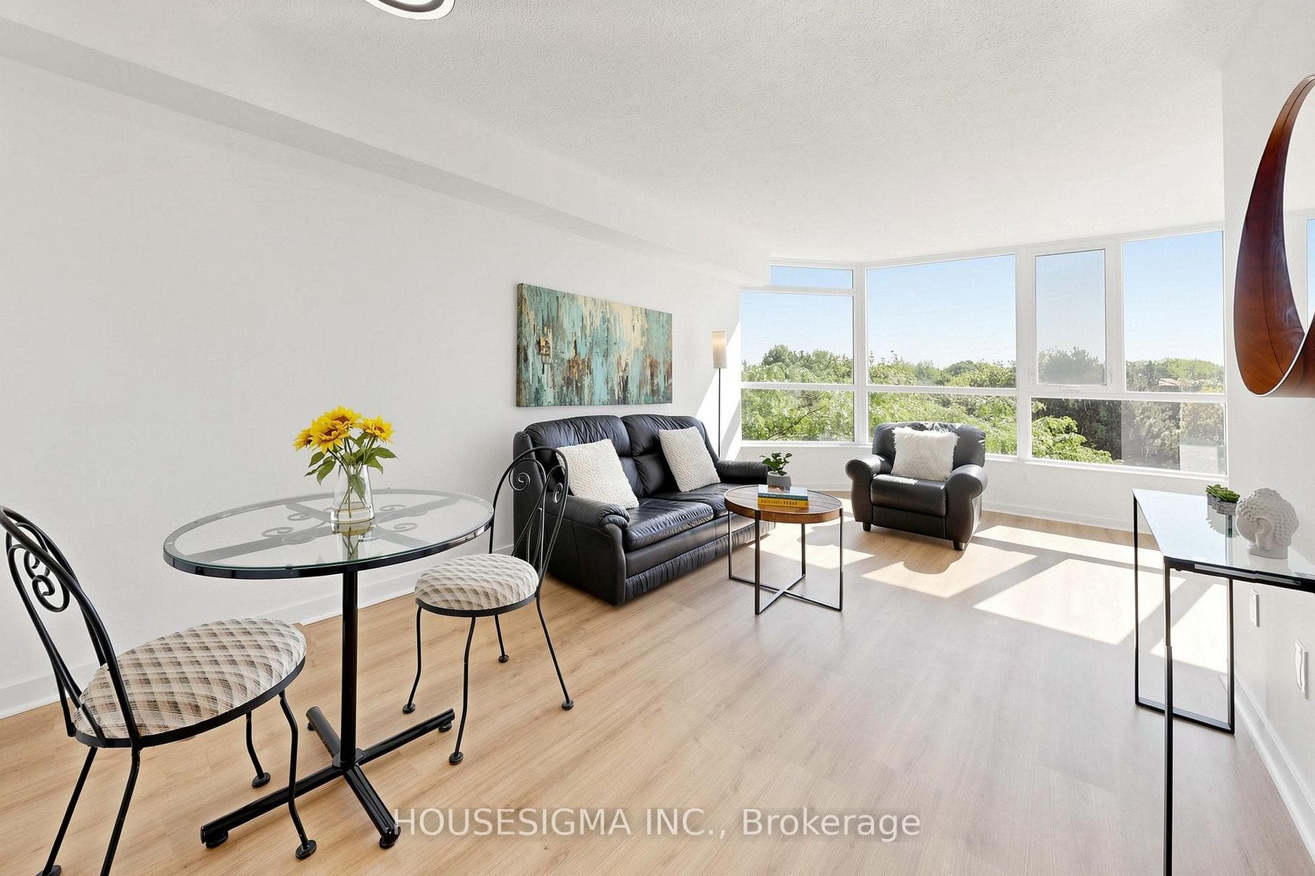 3231 Eglinton Avenue Unit 401 photo 7