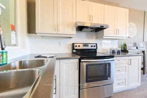 1000 King Street Unit 1006 photo 4