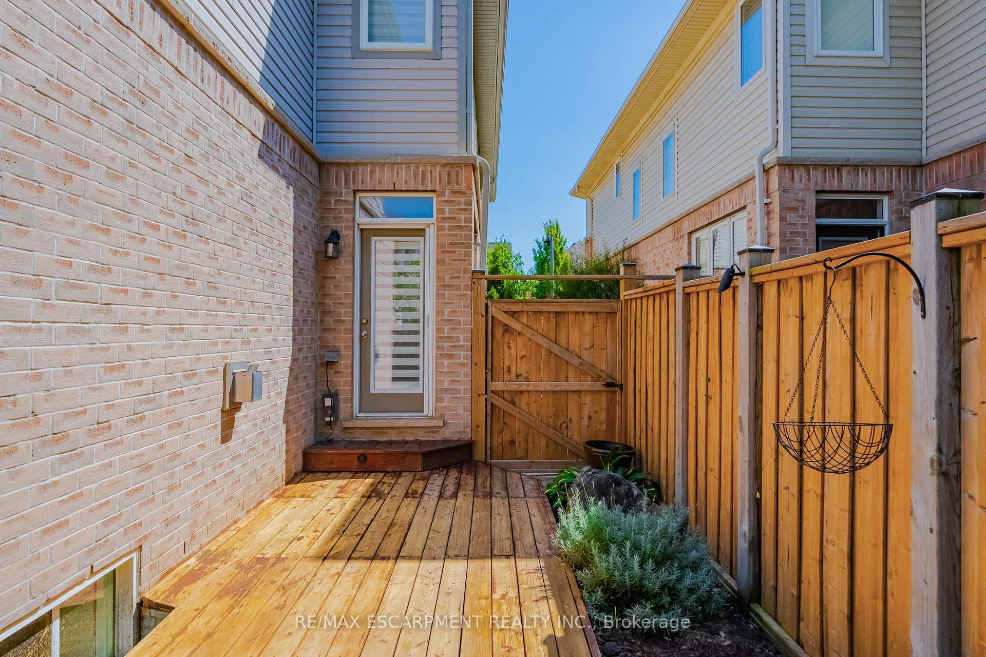 3301 Stalybridge Drive photo 33