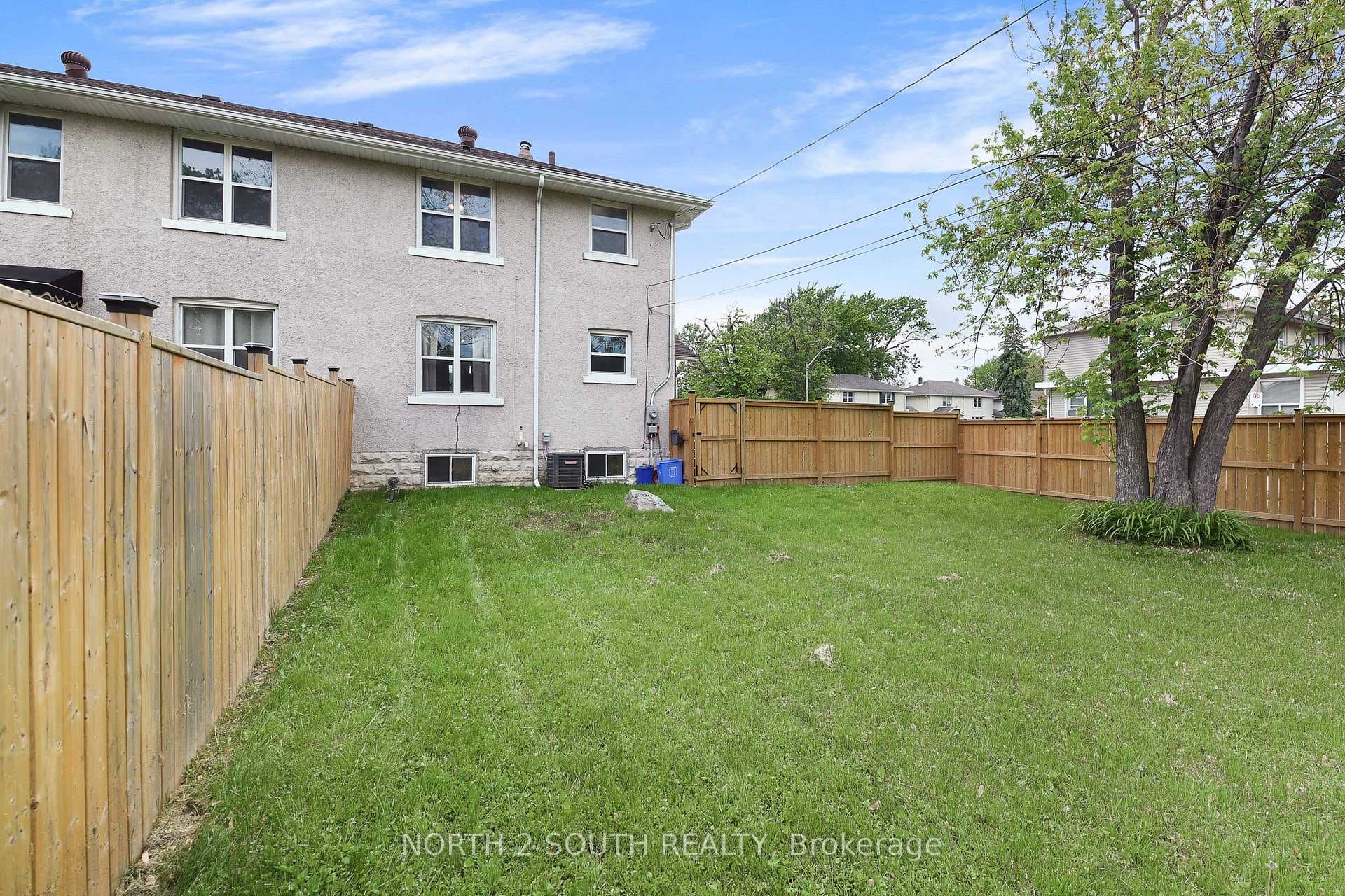 1604 Bruce Avenue photo 20