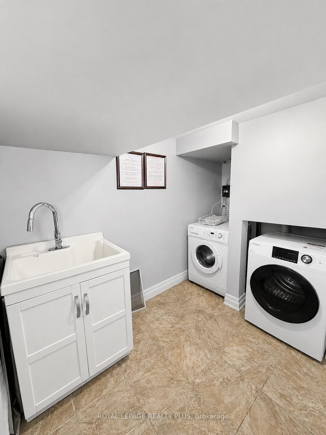 389 Marf Avenue Unit BSMT photo 16