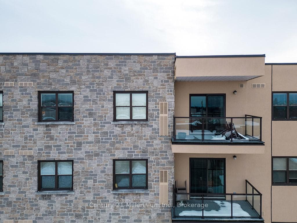 91 Raglan Street Unit 404 photo 22