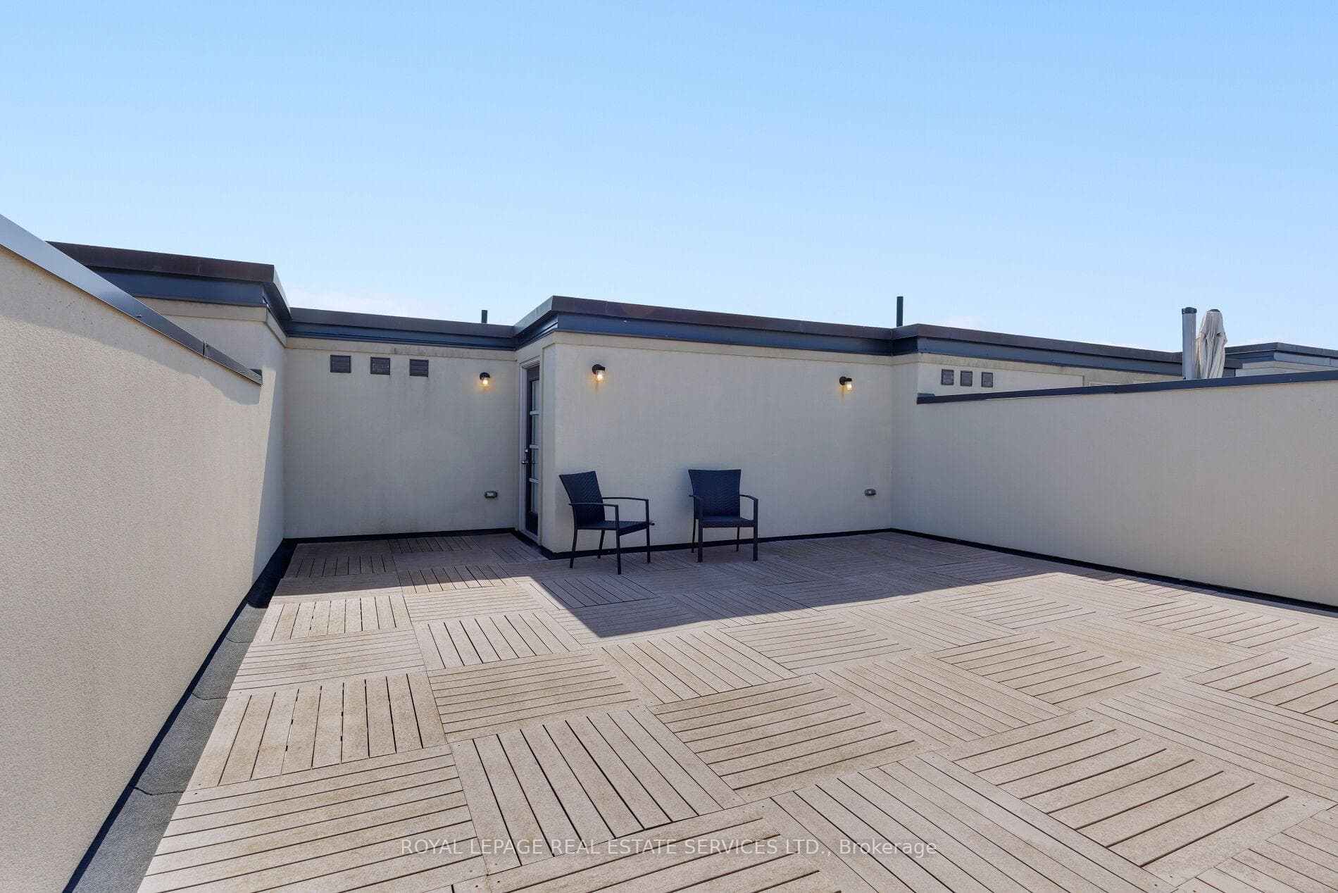 257 Hanover Street photo 30