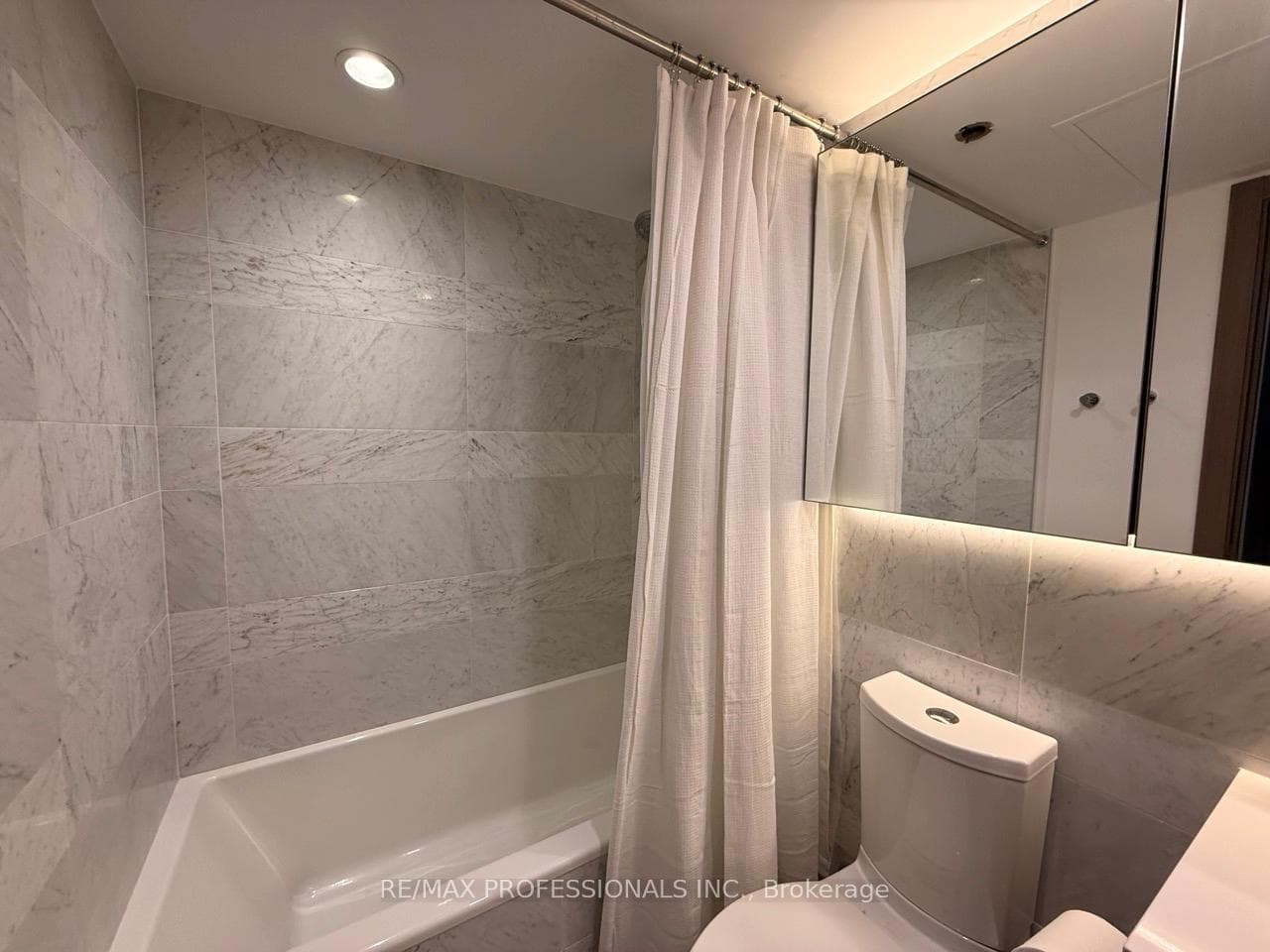 19 Bathurst Street Unit 1708 photo 21