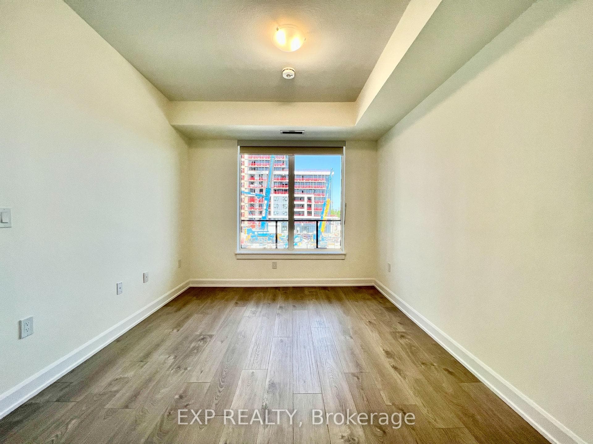 3200 William Coltson Avenue Unit 305 photo 17