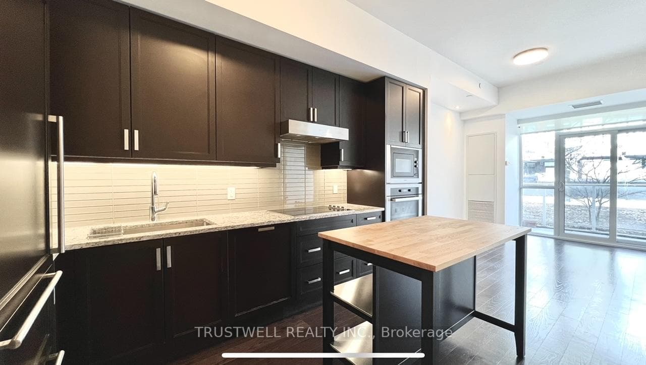 20 Fred Varley Drive Unit 212 photo 9