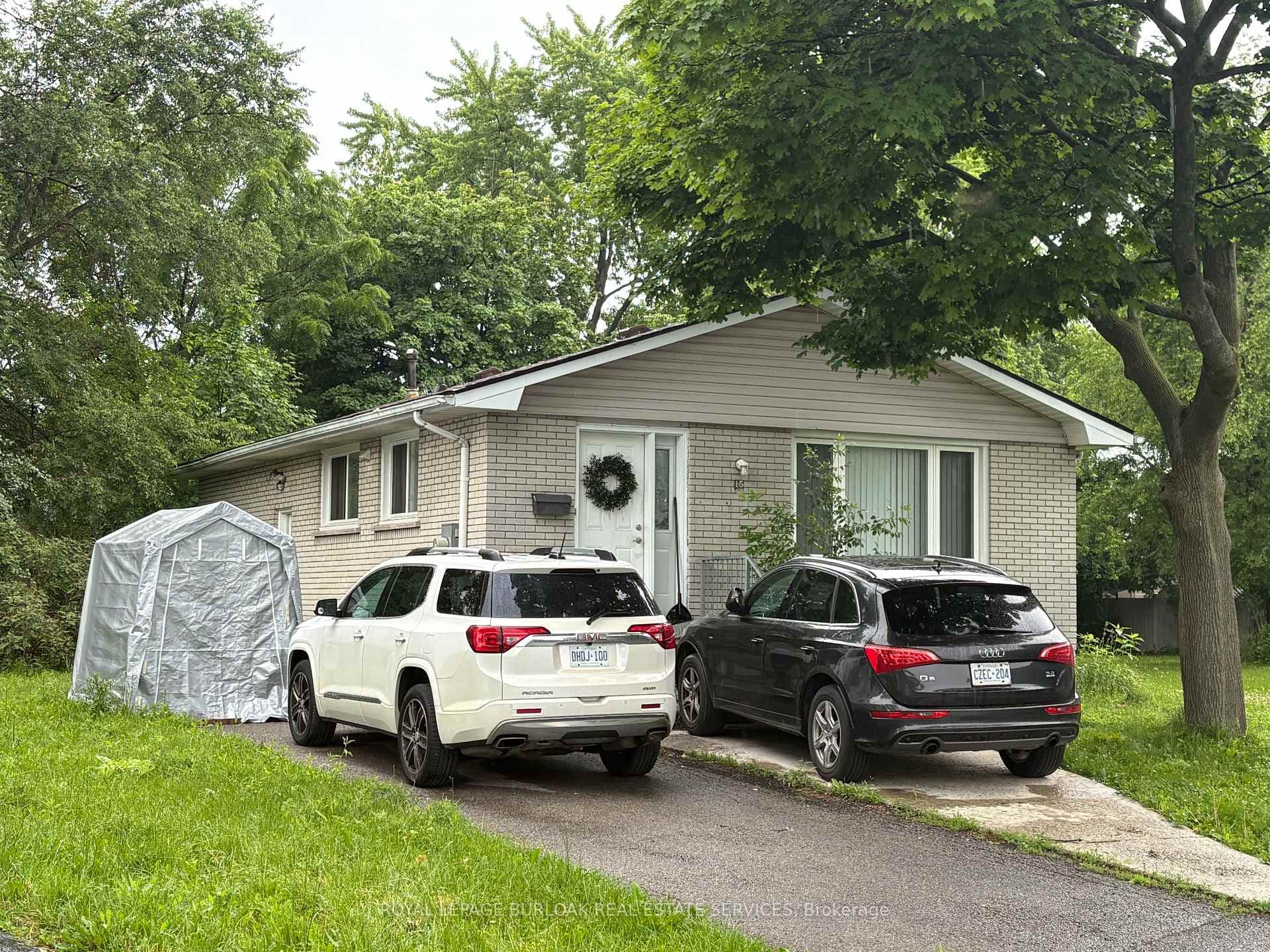15 Michael Avenue Unit Lower photo 1