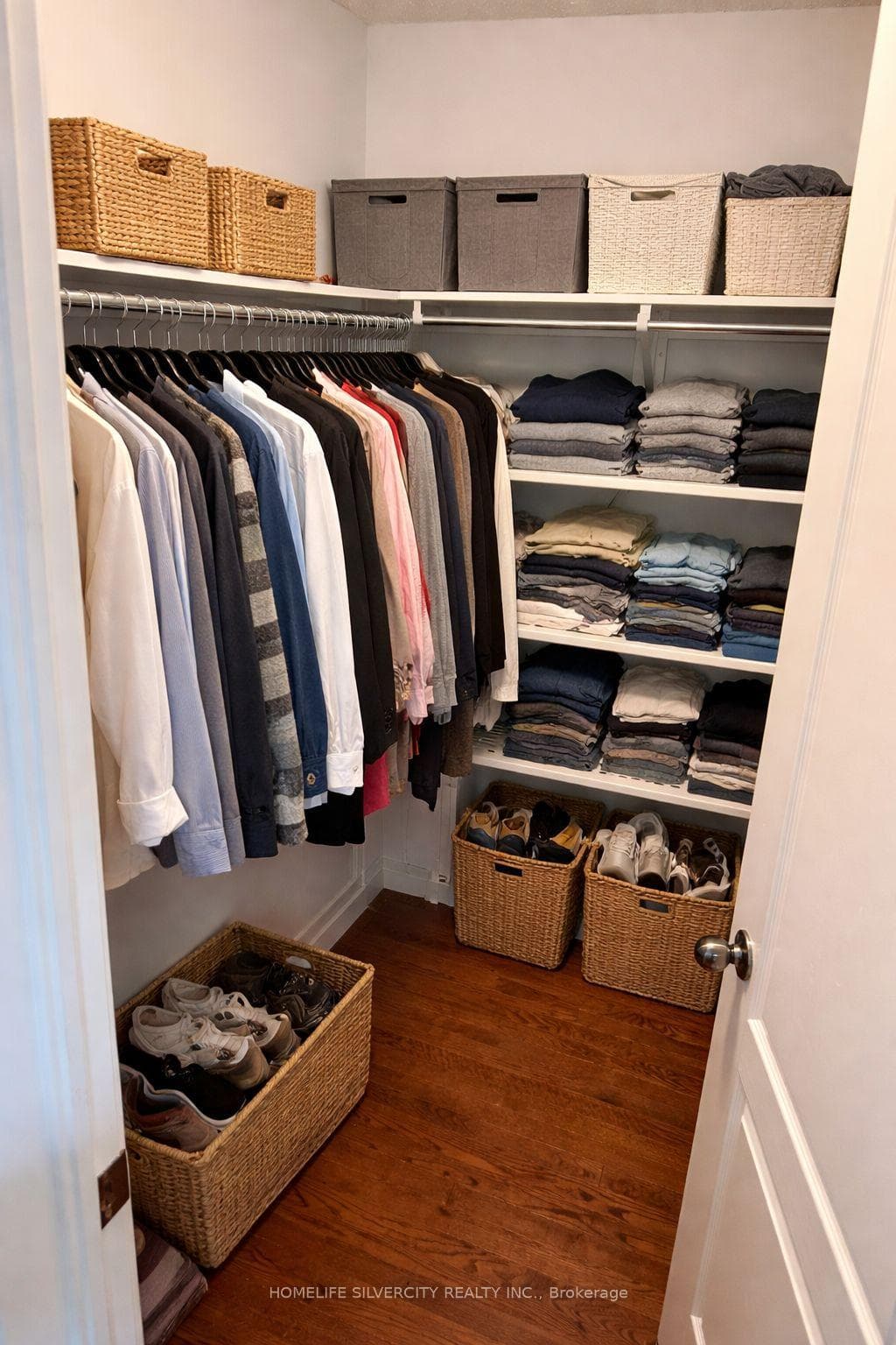 89 Fairwood Circle photo 32