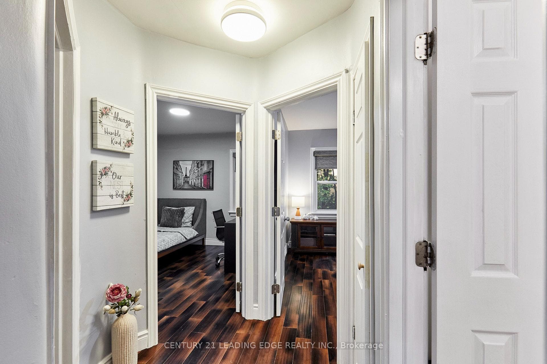 16 McCowan Road photo 18
