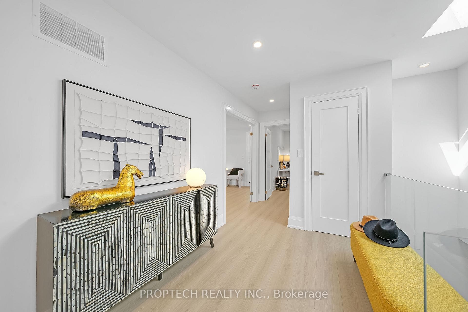 2nd Floor Foyer