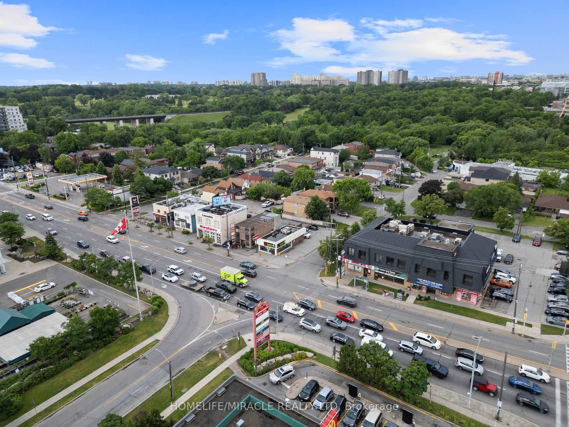 2600 Weston Road photo 29