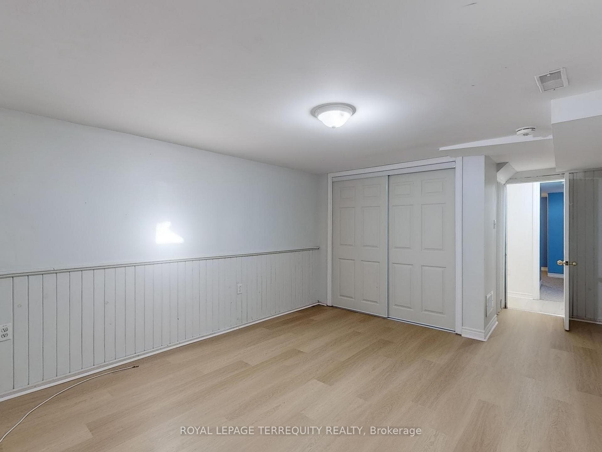 246 Elizabeth Street Unit BSMT photo 10