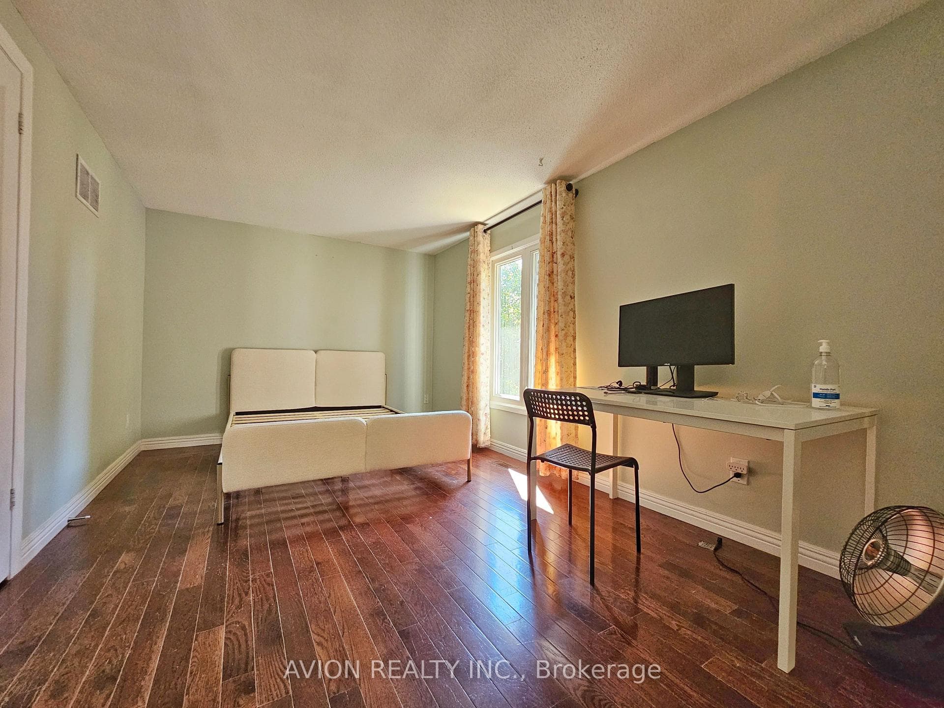79 Oakhaven Drive photo 13