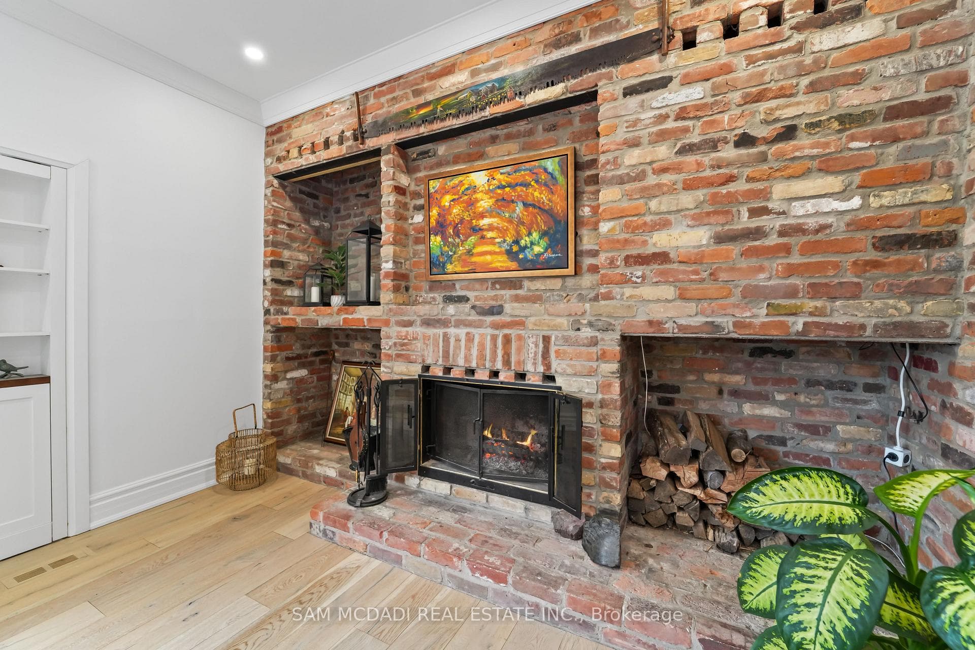 2814 Forks Of The Credit Road photo 18