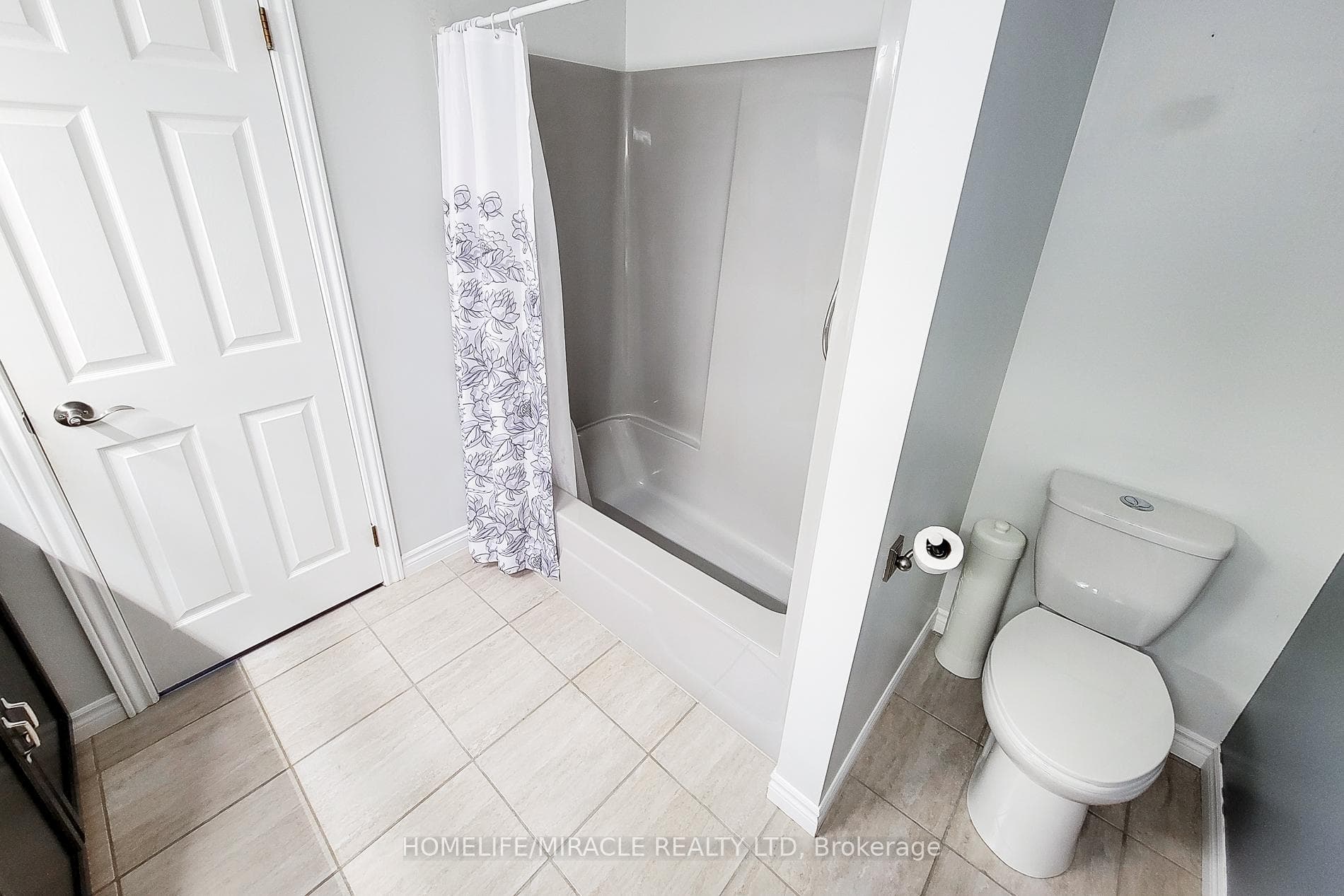 8442 Silver Street photo 43