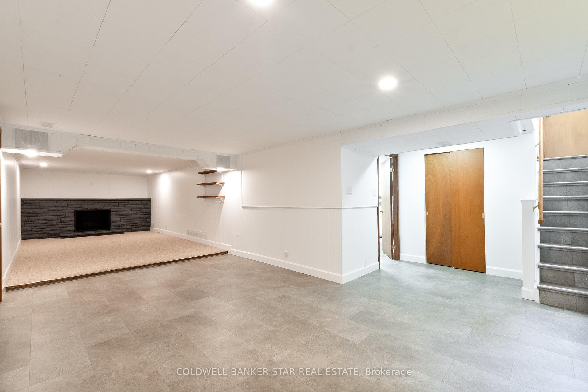 6361 Sunset Drive photo 26