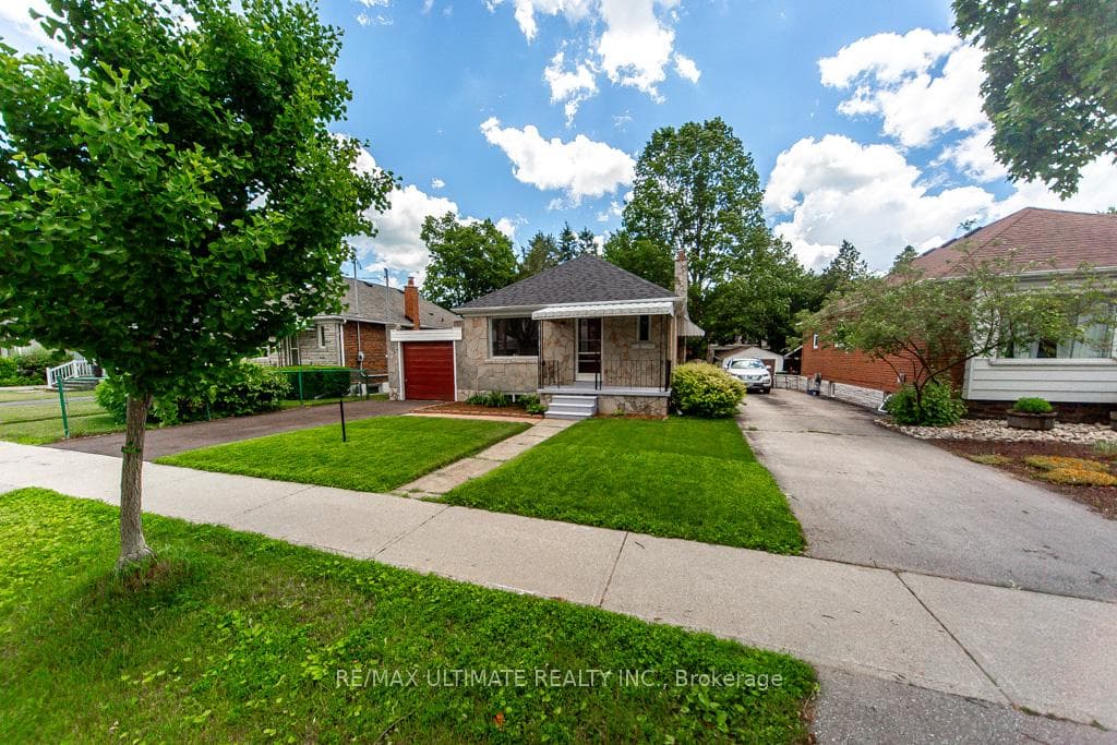 61 Yorkview Drive photo 2