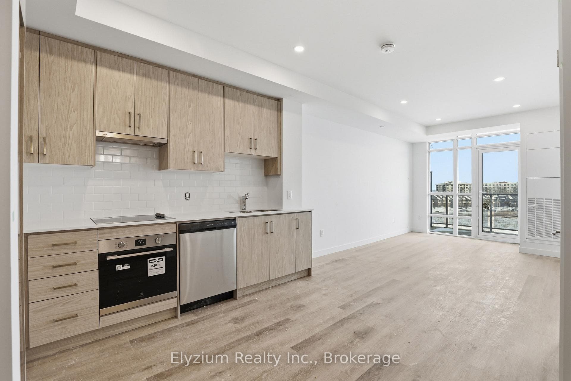 461 Green Road Unit 515 photo 12