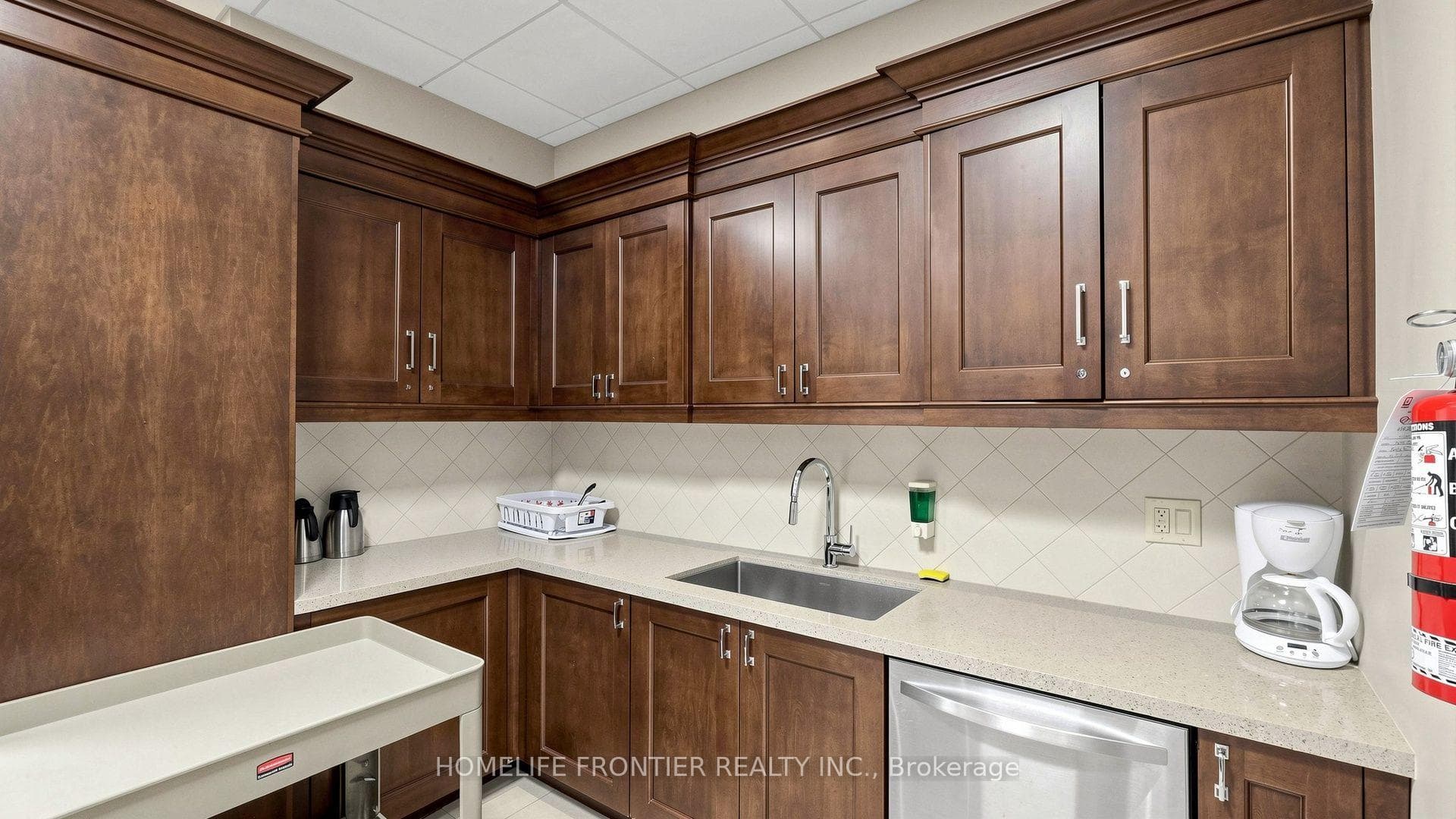 7825 Bayview Avenue Unit 1016 photo 38