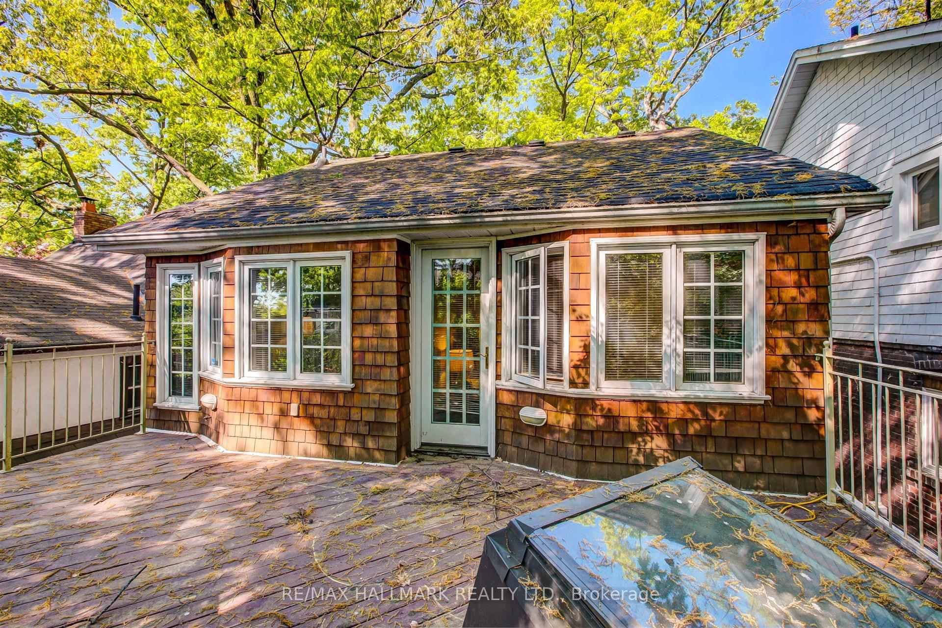 69 Normandy Boulevard photo 17