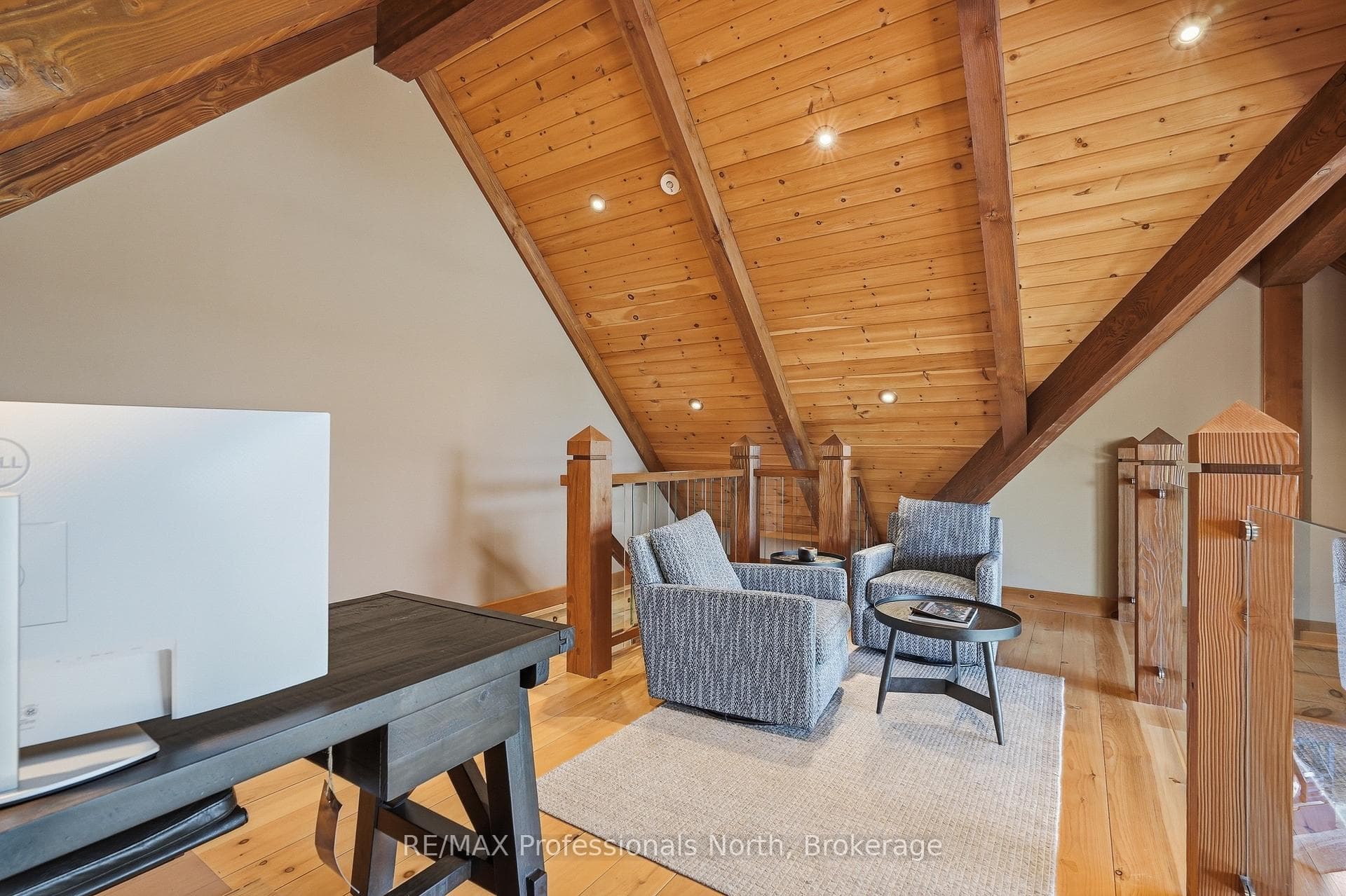 1666 Beaumont Drive photo 26