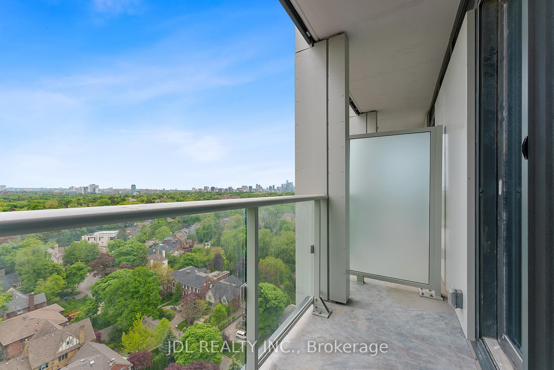 2020 Bathurst Street Unit 1919 photo 9