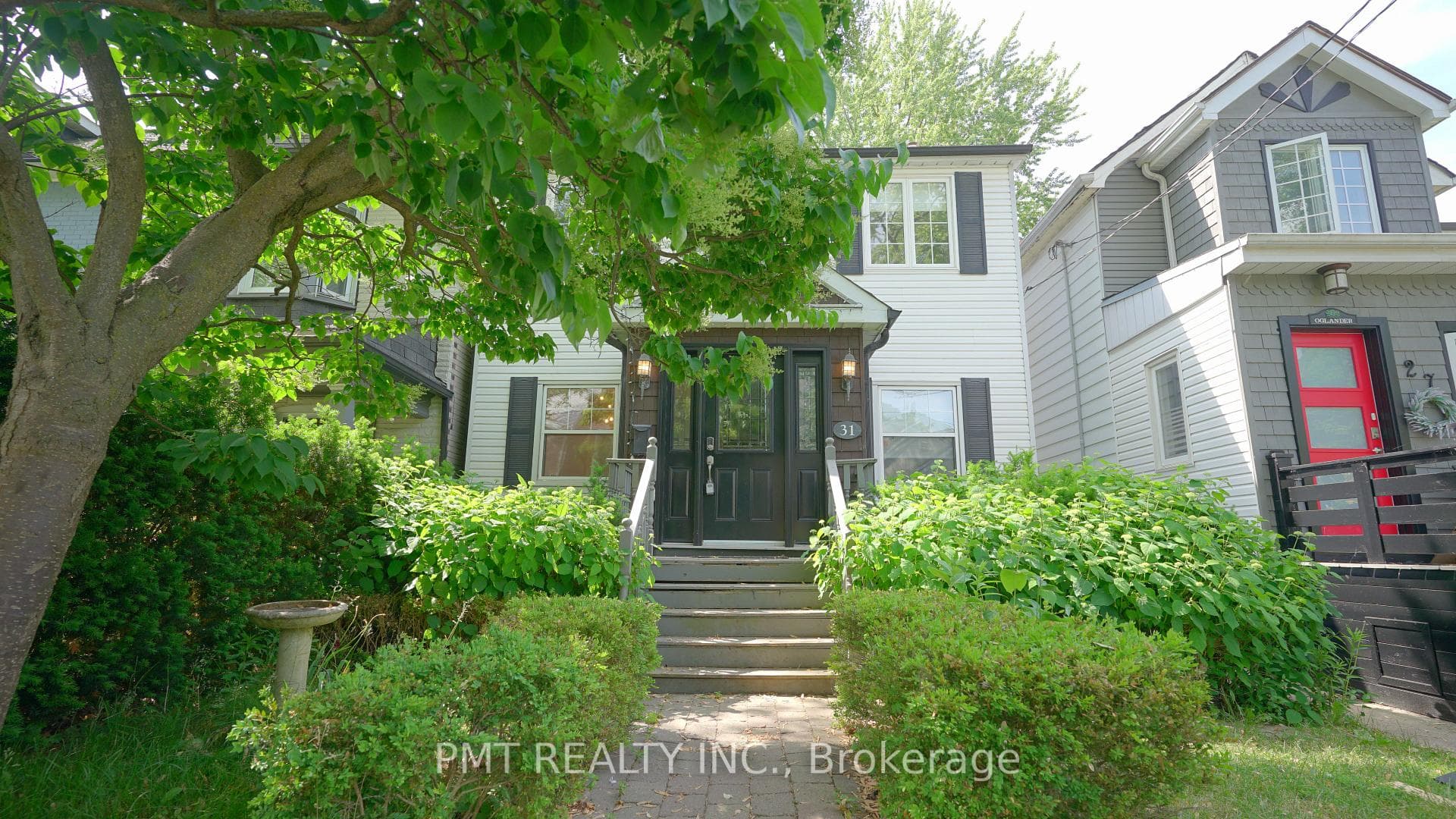 31 Burgess Avenue photo 2