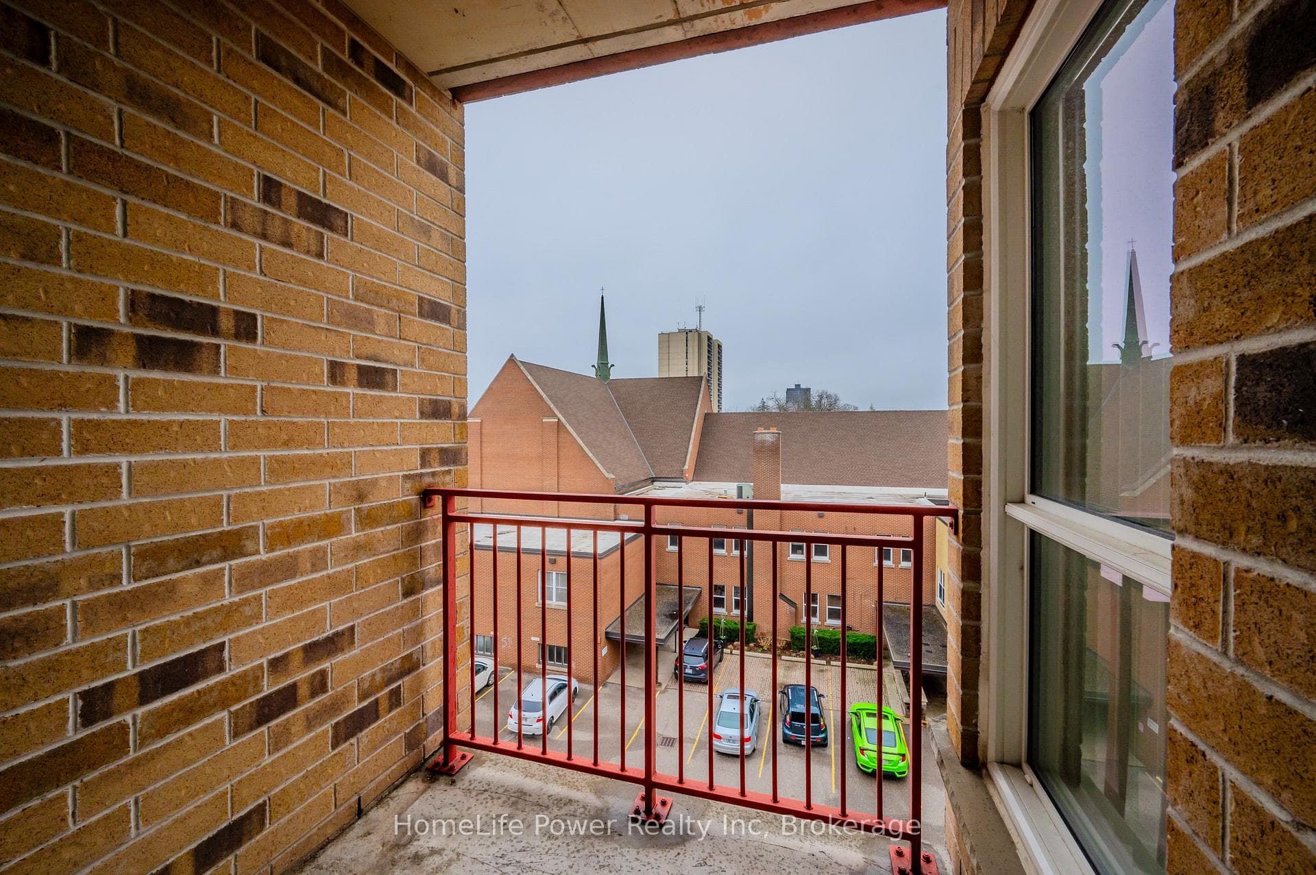 20 ST GEORGE Street Unit 506 photo 4