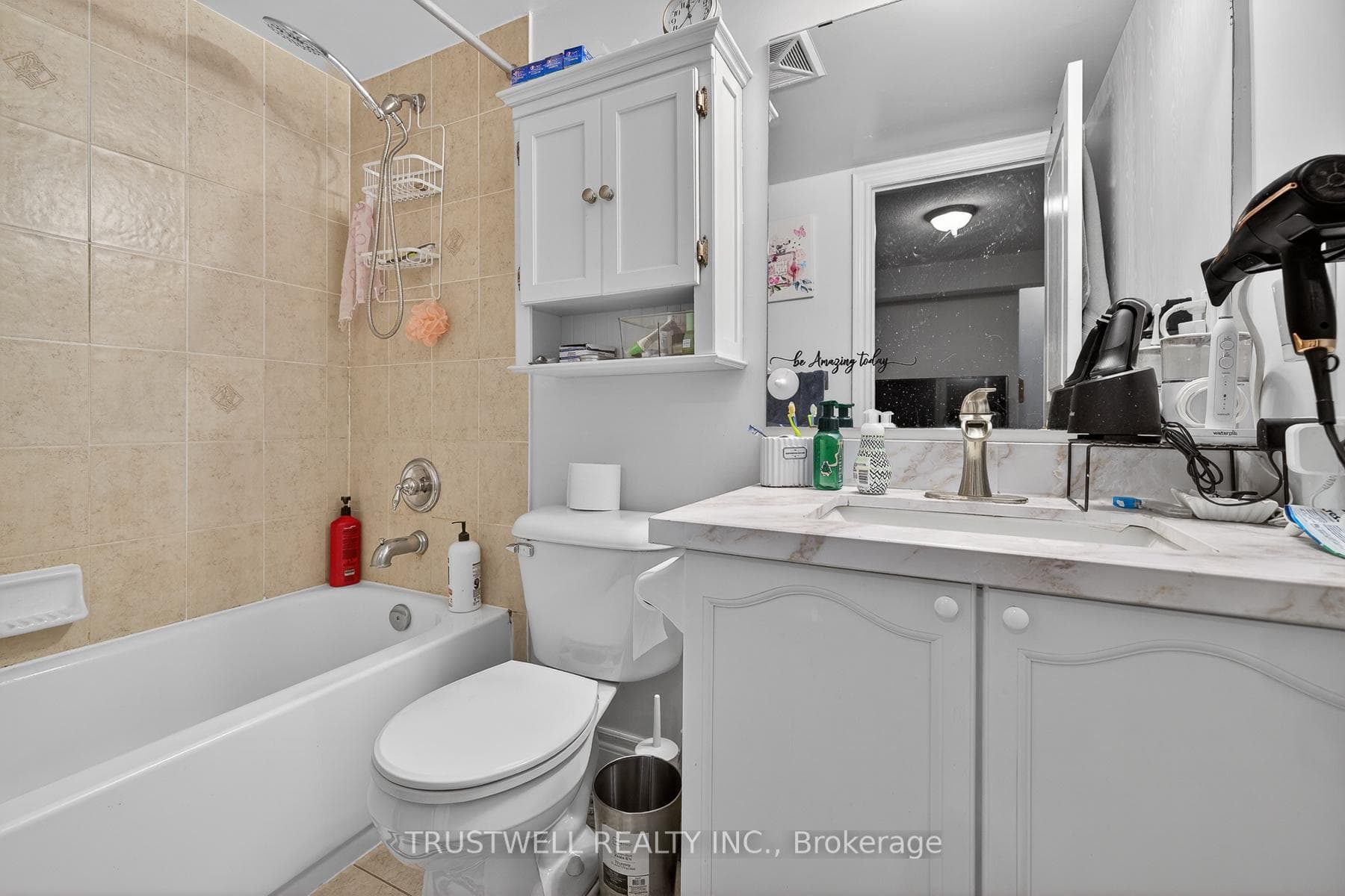 306 John Street Unit 298 photo 8