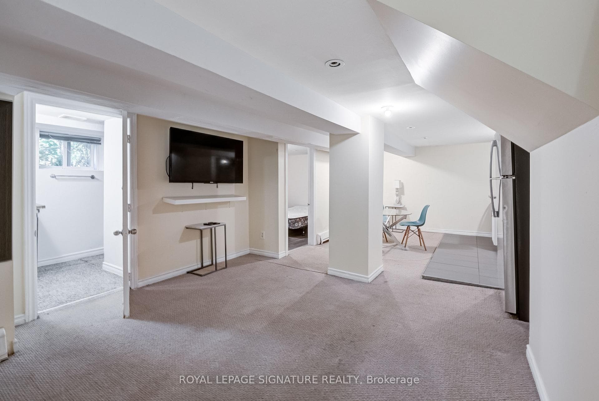 21 Robina Avenue photo 5