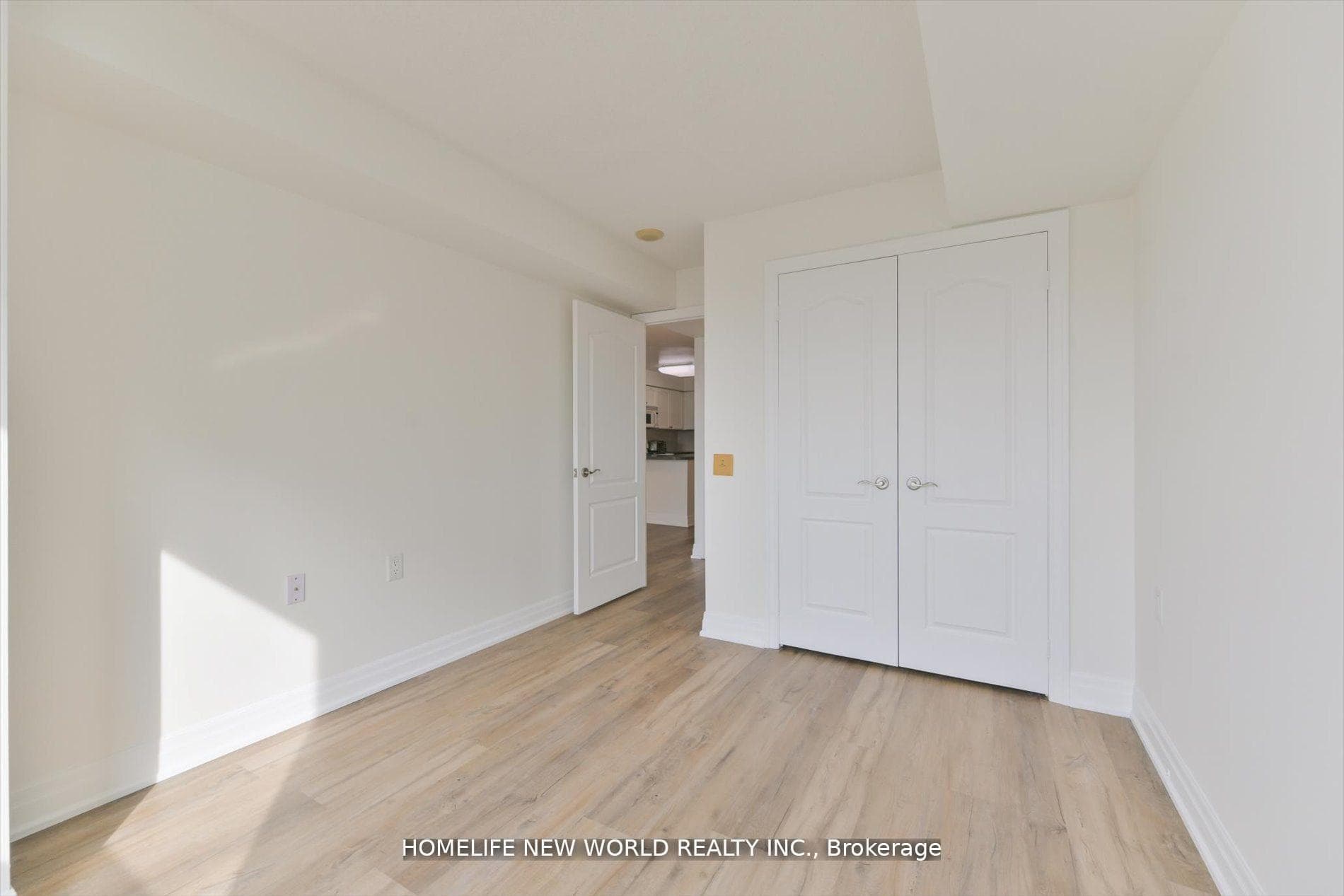 21 Hillcrest Avenue Unit 607 photo 13