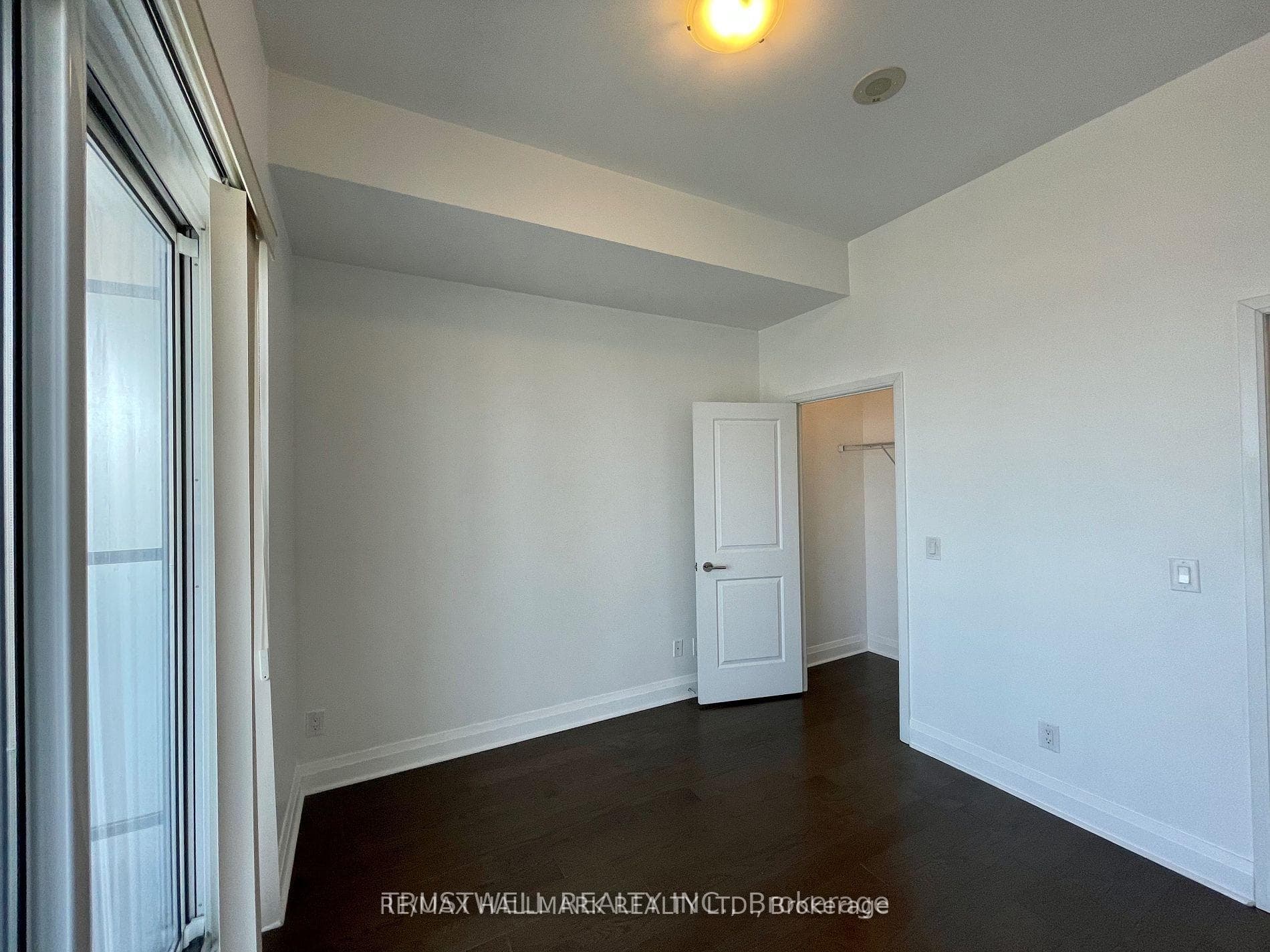 1080 Bay Street Unit 4709 photo 13