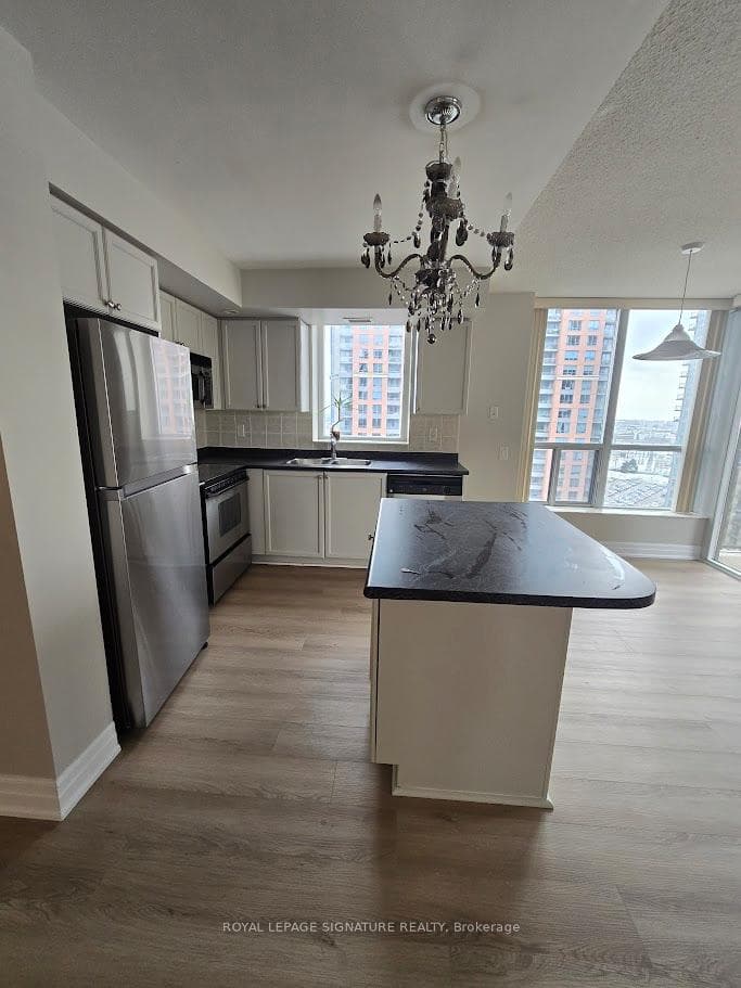 5229 Dundas Street Unit 1610 photo 9