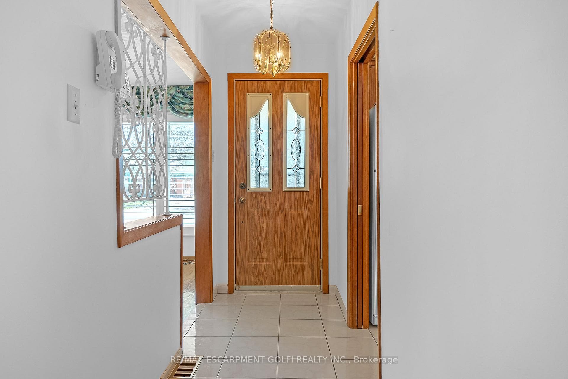 546 West 5th Street photo 6