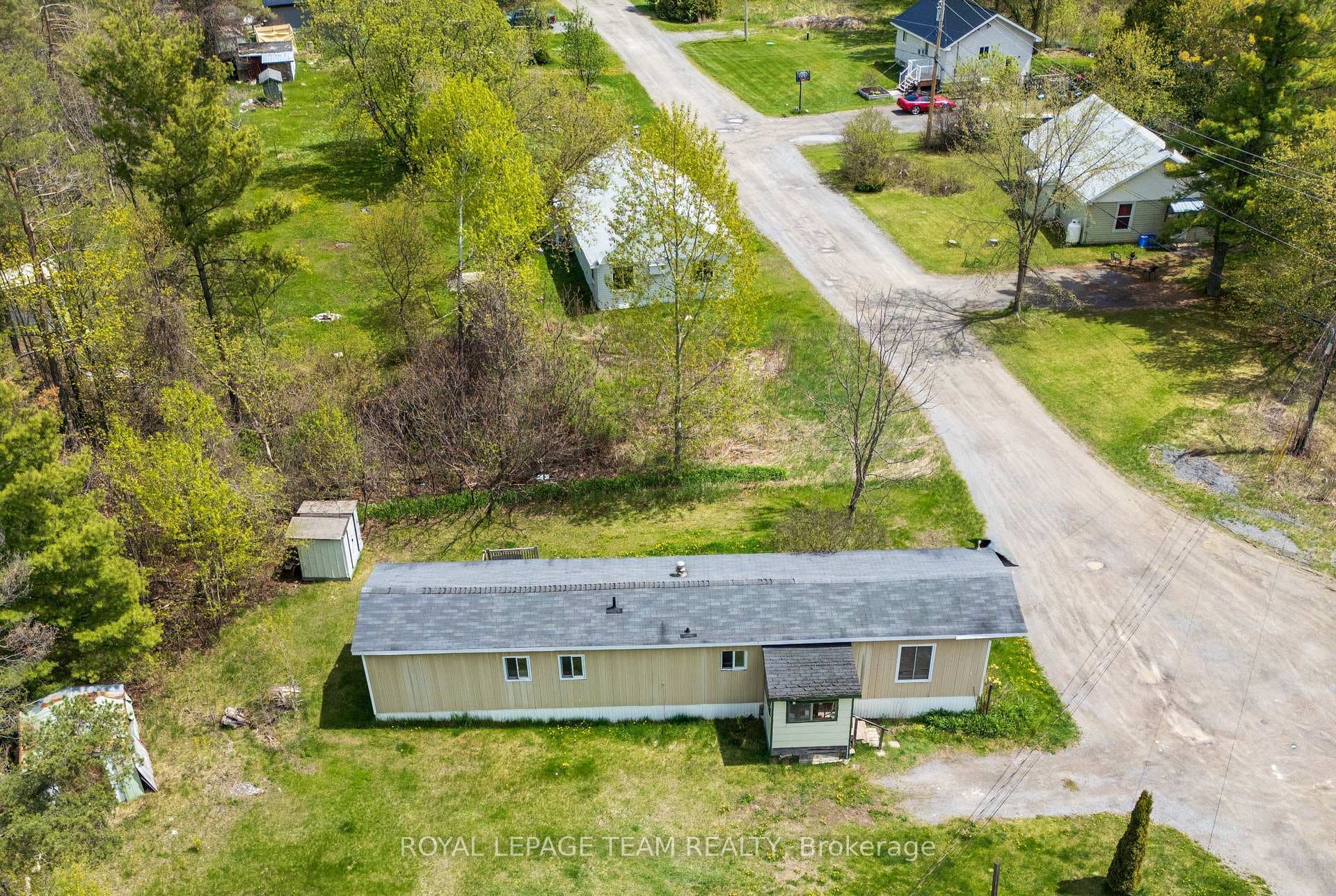 40 Timothy Drive photo 17