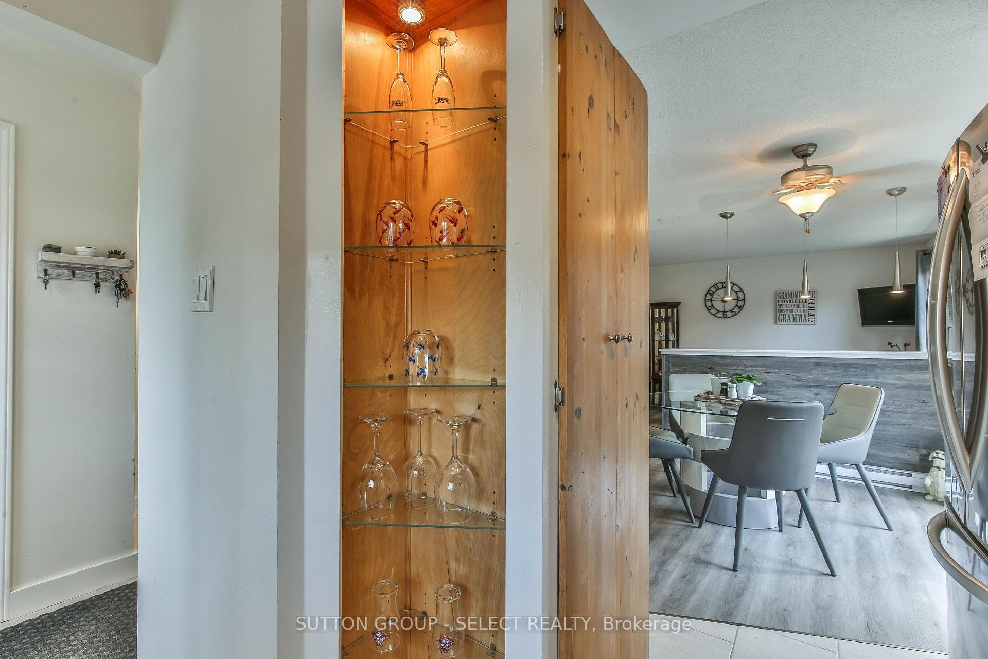 230 Clarke Road Unit 226 photo 8