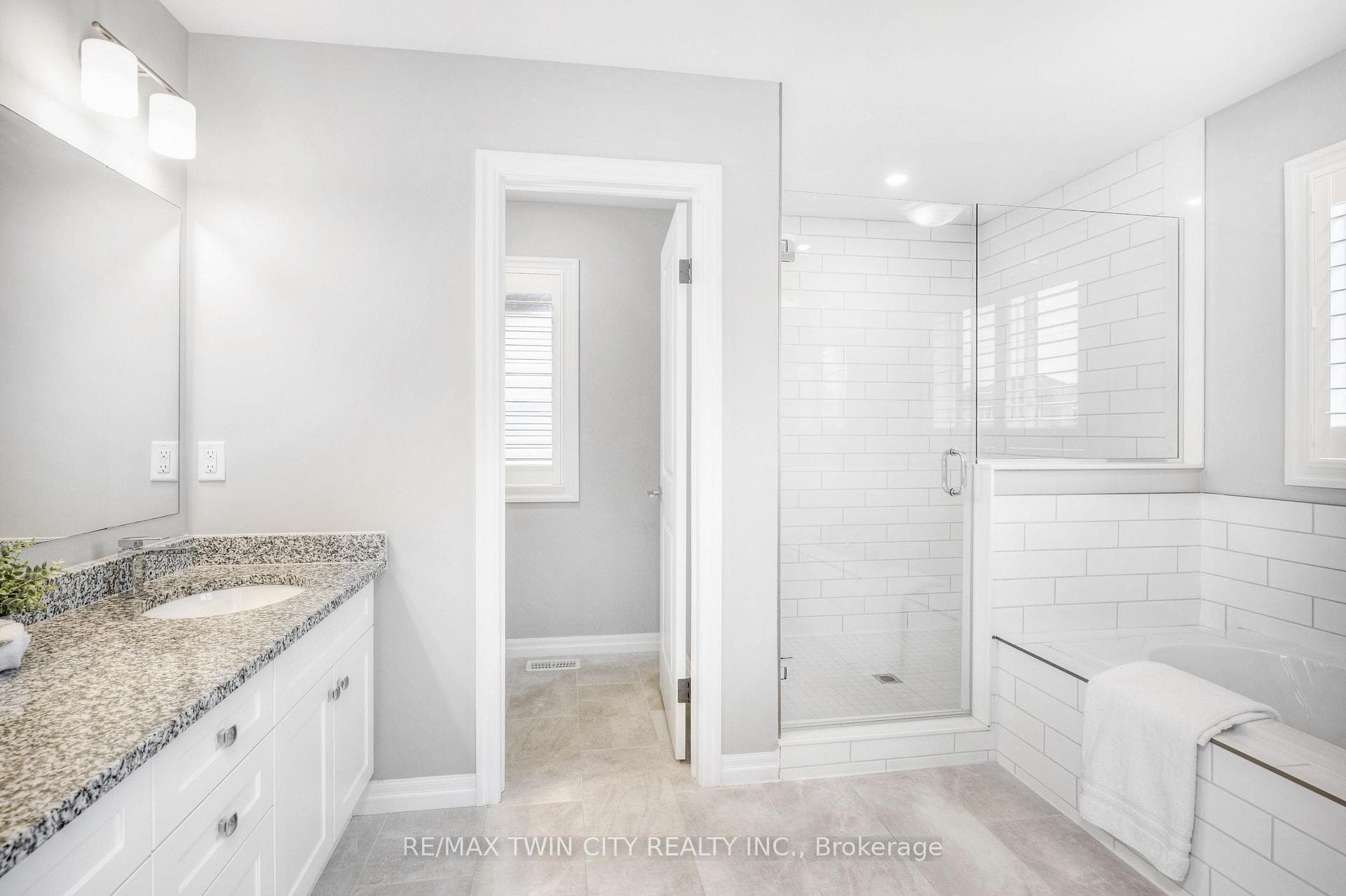 150 Mountain Holly Court photo 26