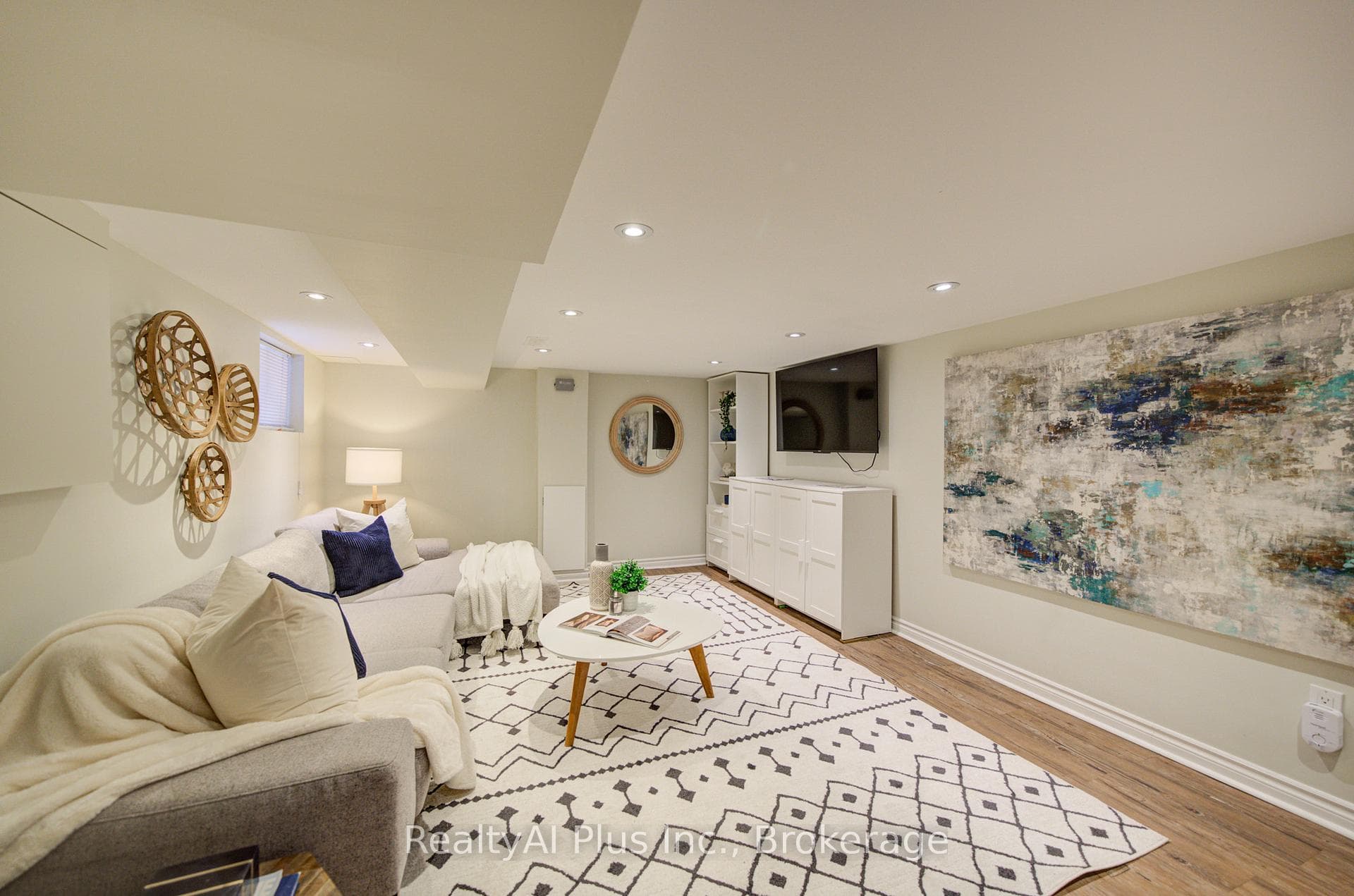 14 Athletic Avenue photo 30