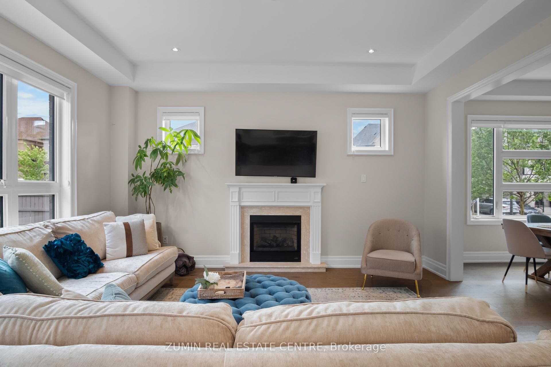 39 Lyle Way photo 10