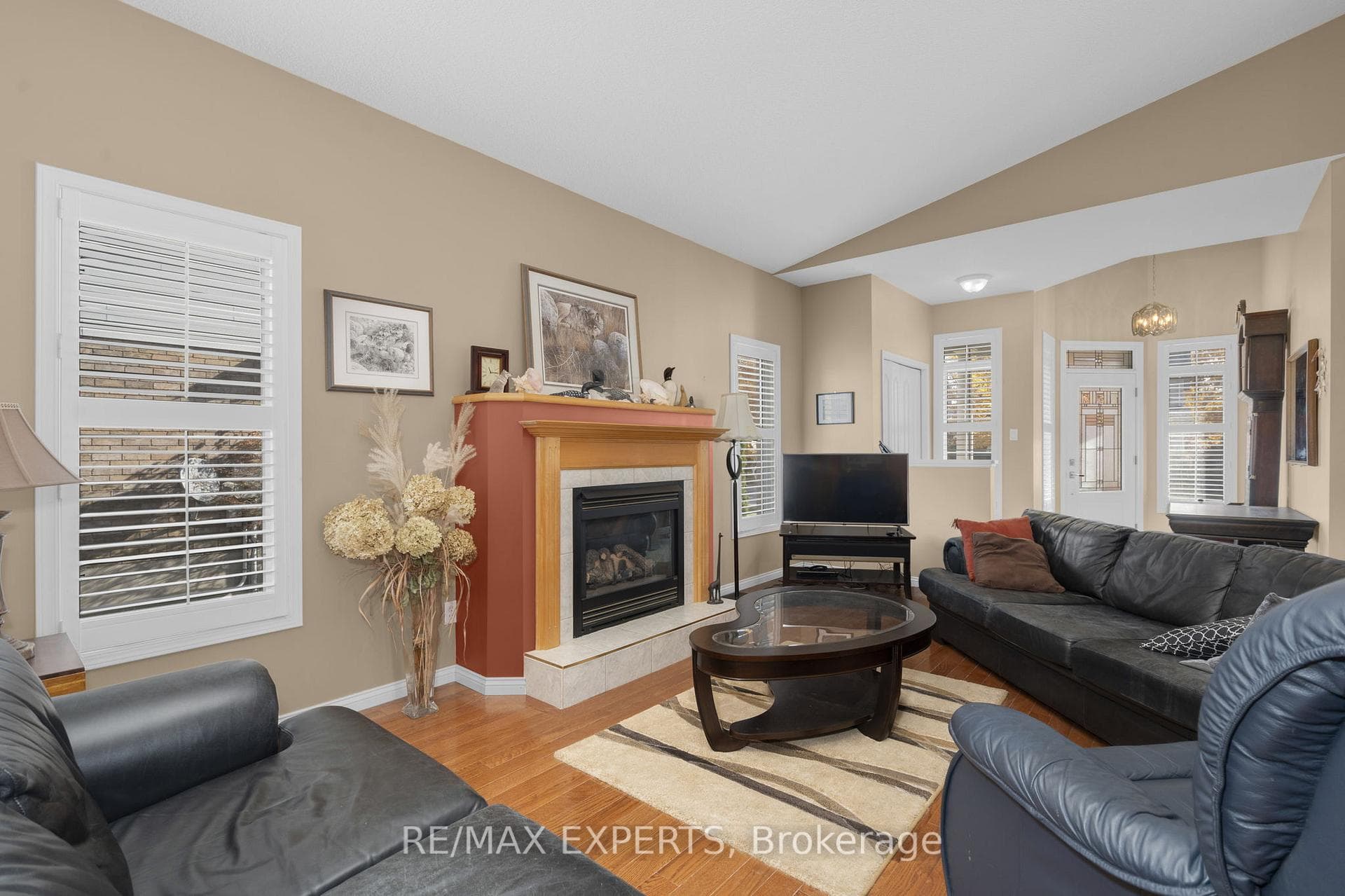 317 Gooseberry Street photo 5