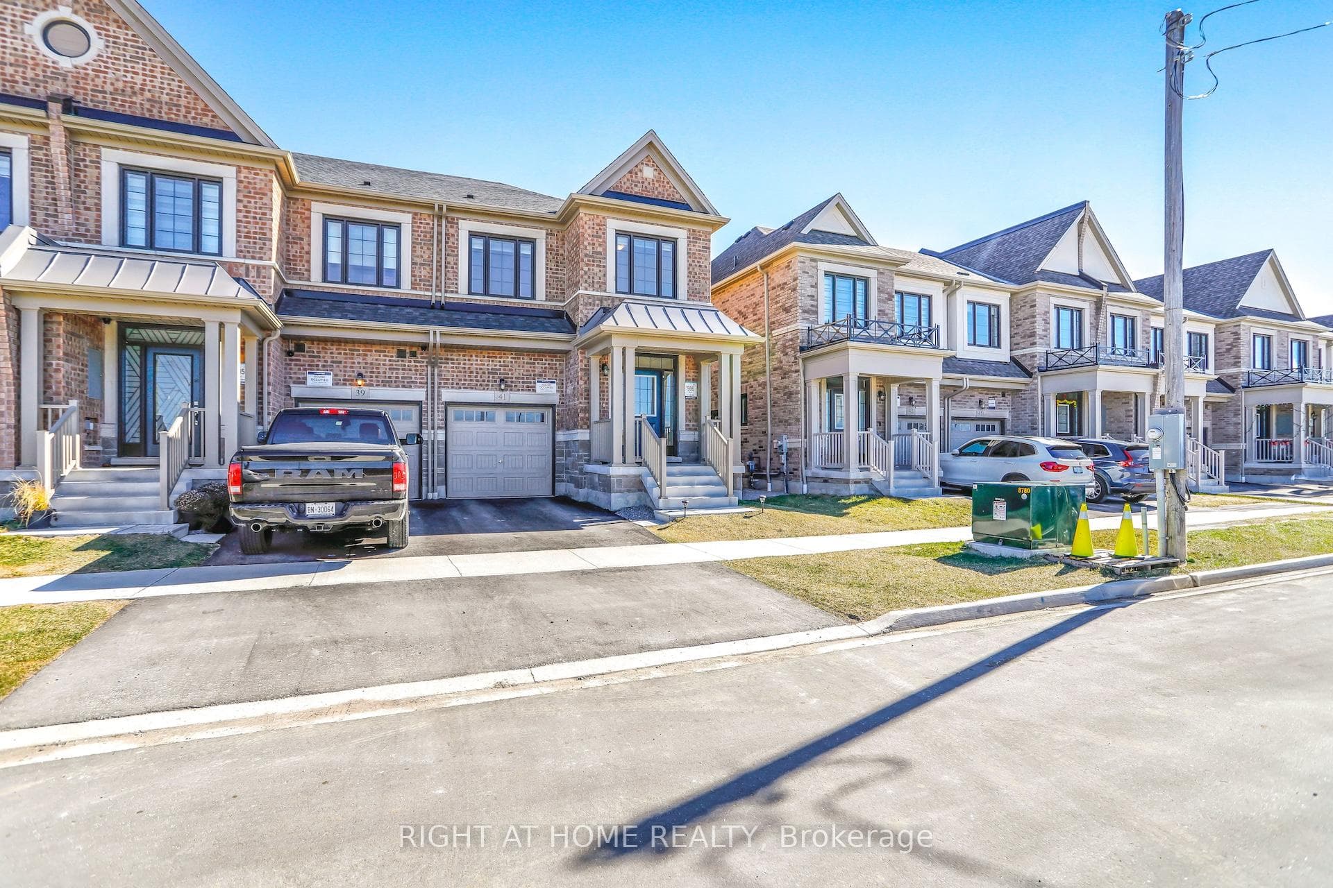 41 Laing Drive photo 3