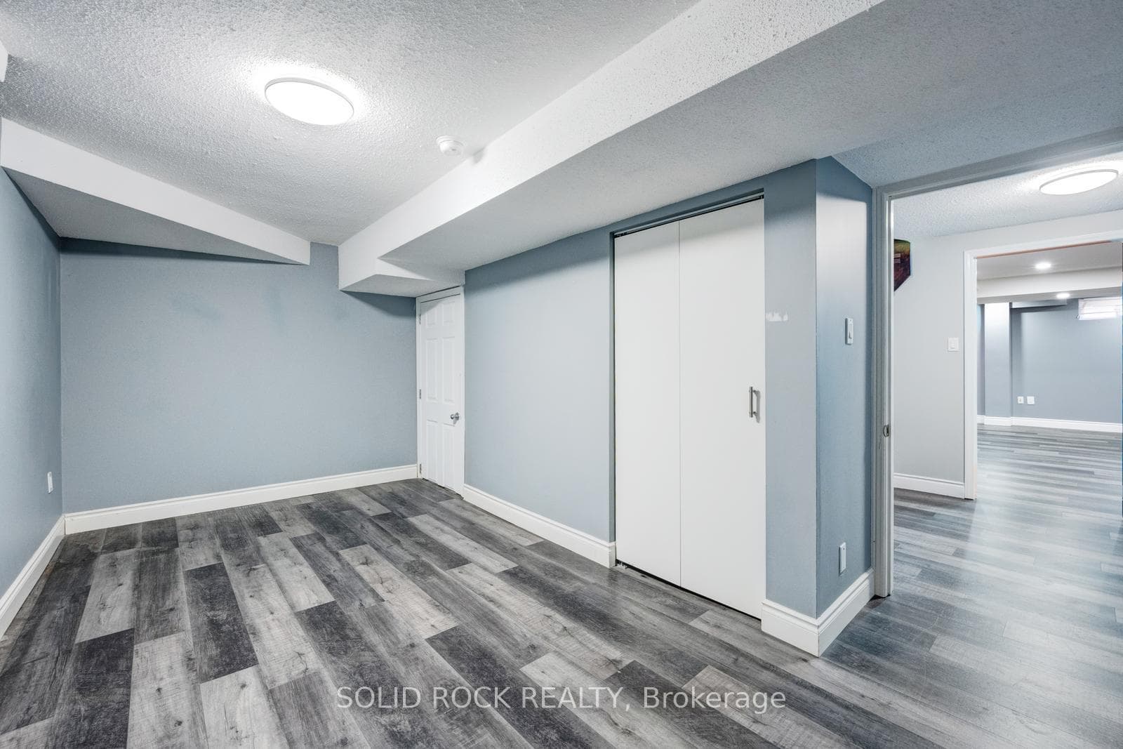 12 Torrance Woods N/A photo 45