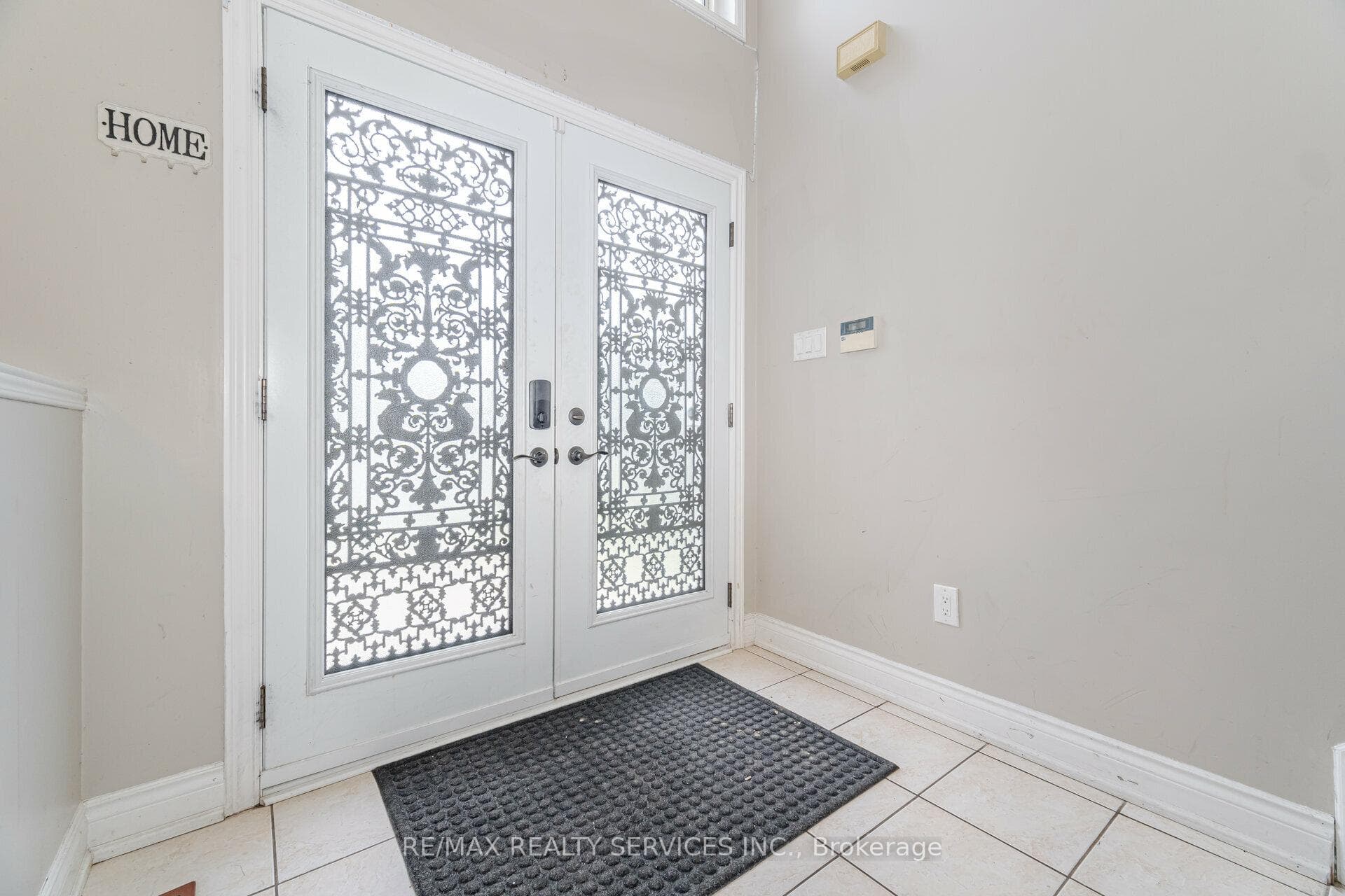58 Edenbrook Hill Drive photo 6
