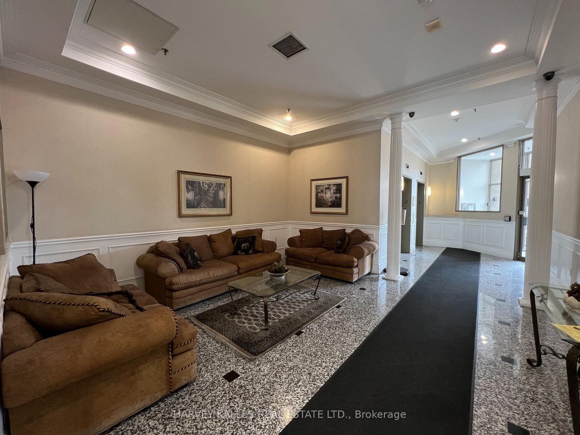 555 Wilson Heights Boulevard Unit 410 photo 2